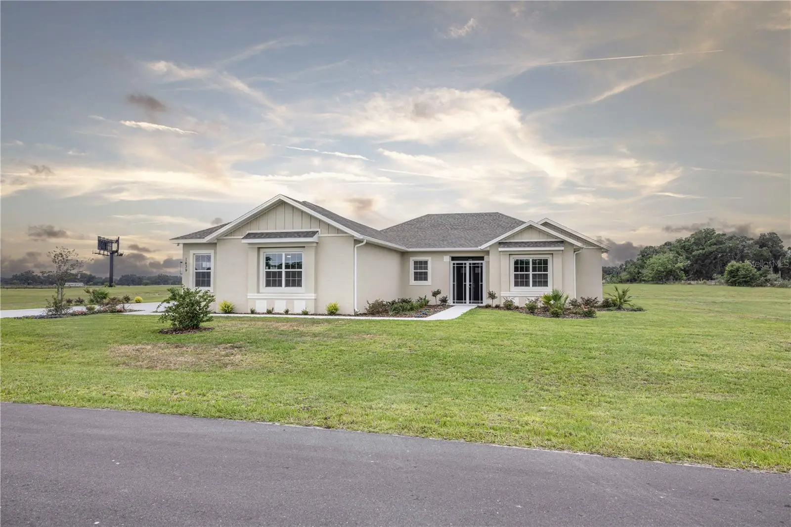 1439 Cr 212, FL