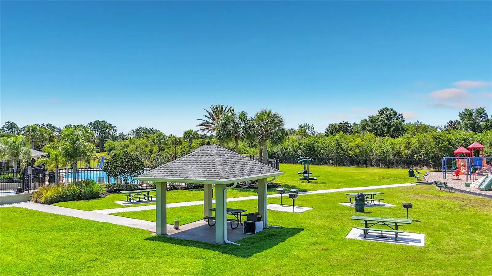 11205 Brighton Knoll Loop, FL