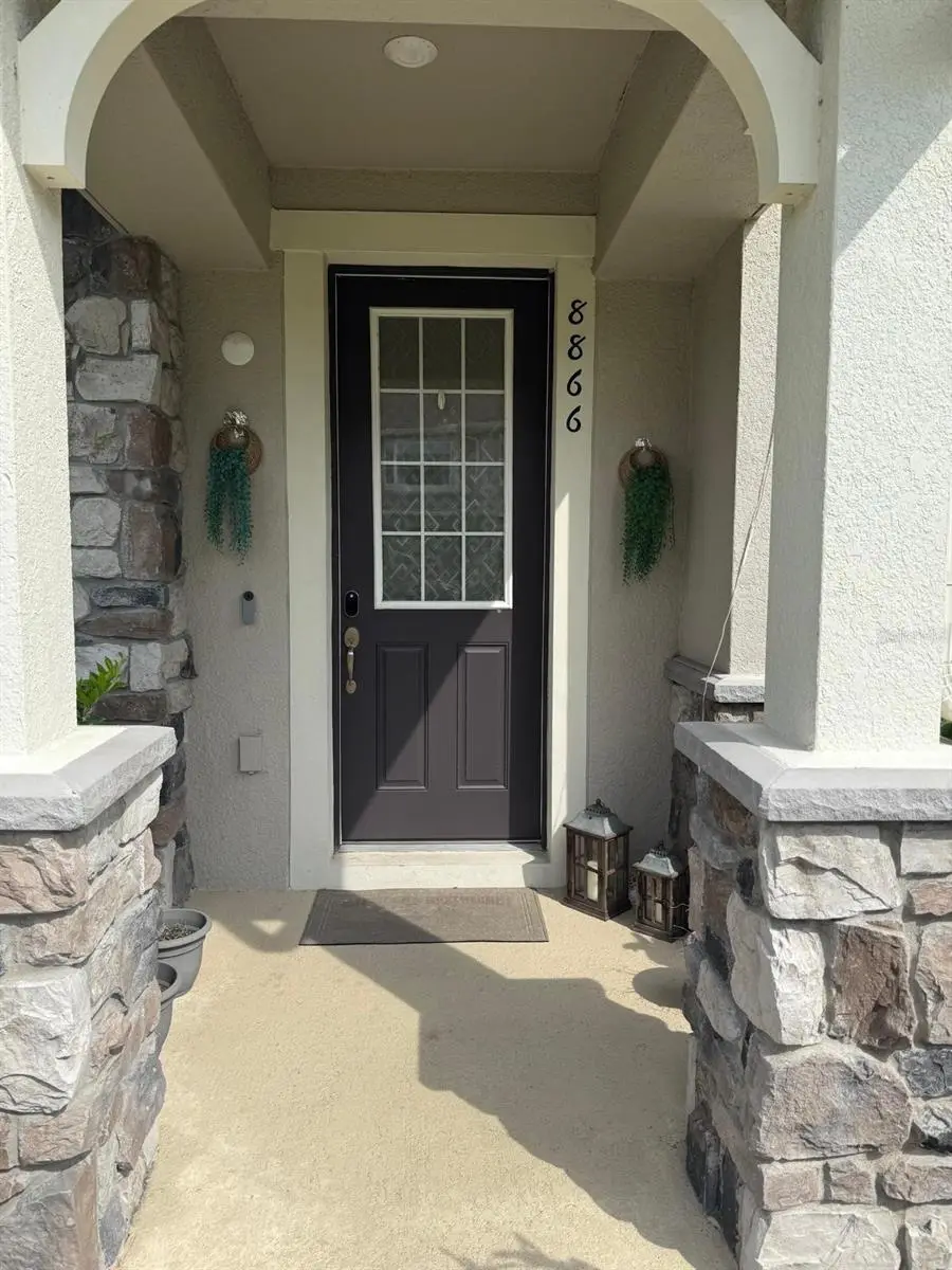 8866 Herencia Aly, FL