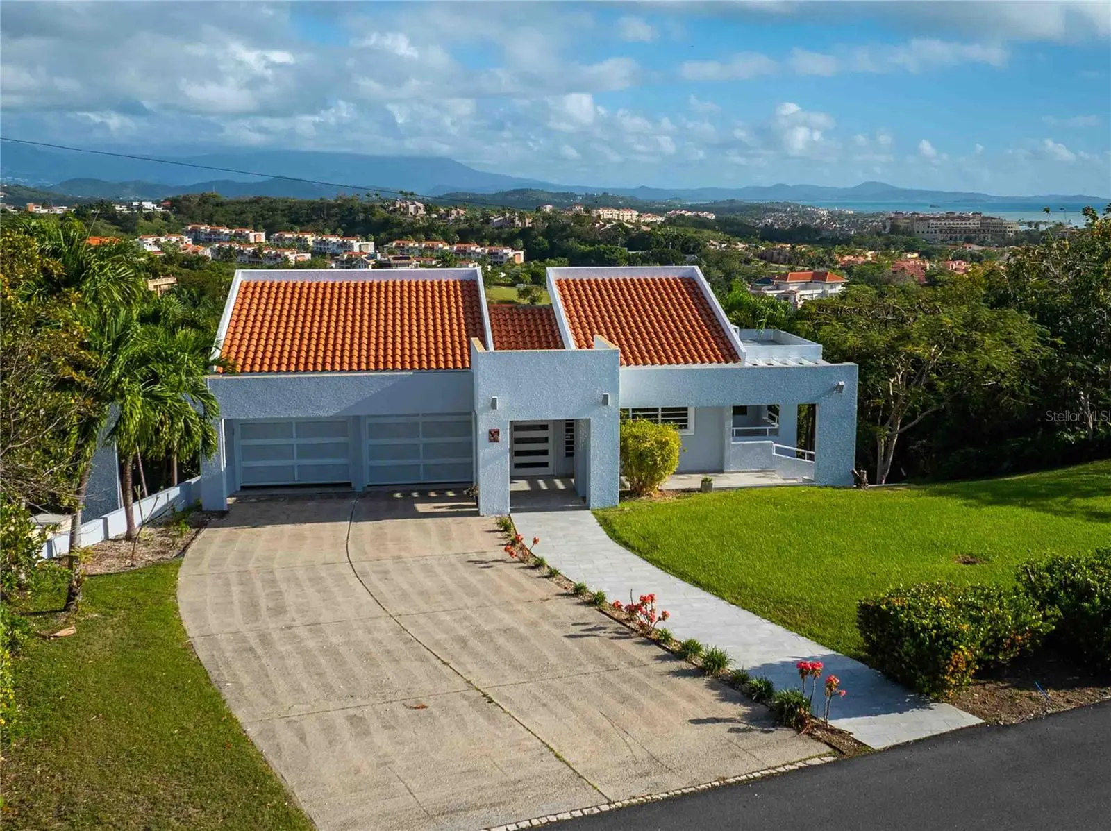 15 Port Road, PR