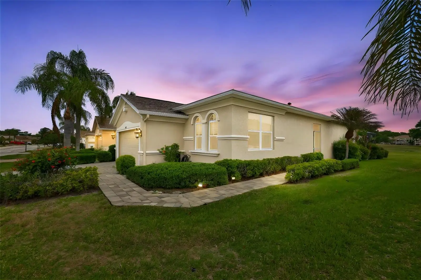 1907 Sterling Glen Court, FL