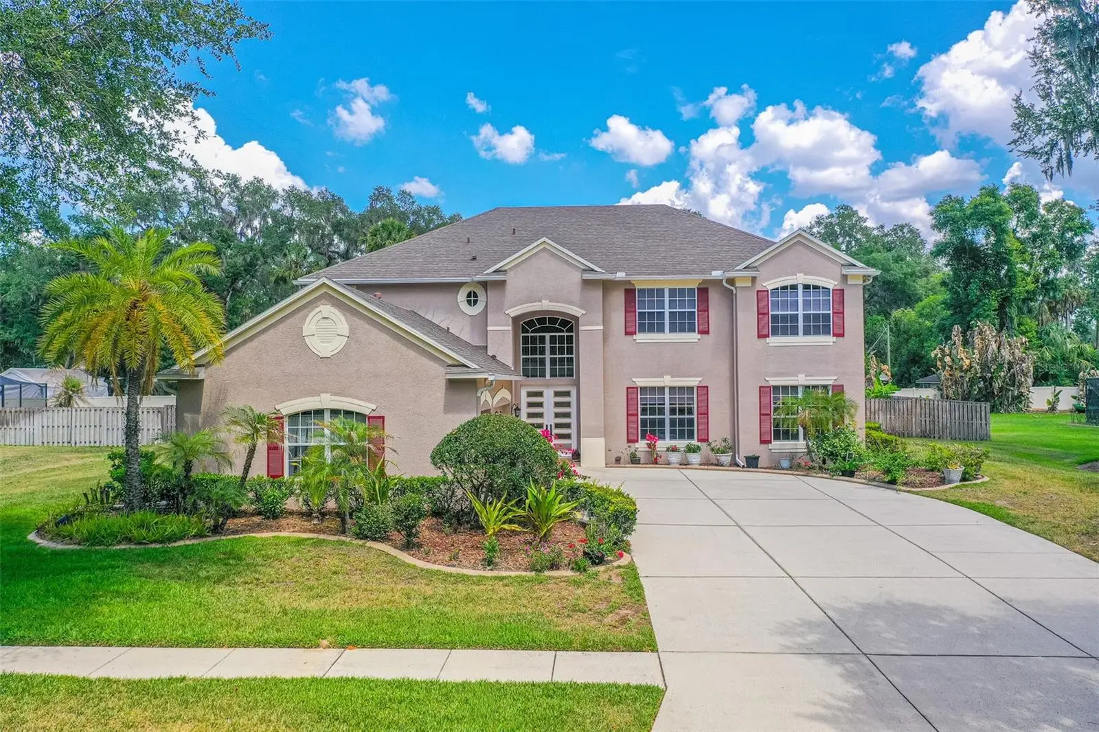 915 Hickory Fork Drive, FL