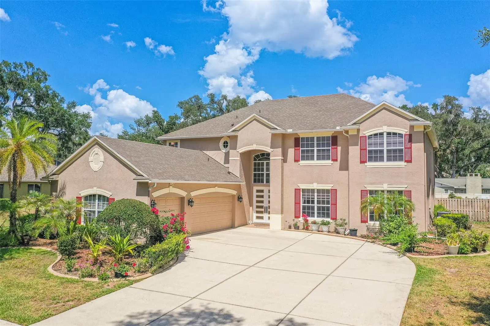 915 Hickory Fork Drive, FL