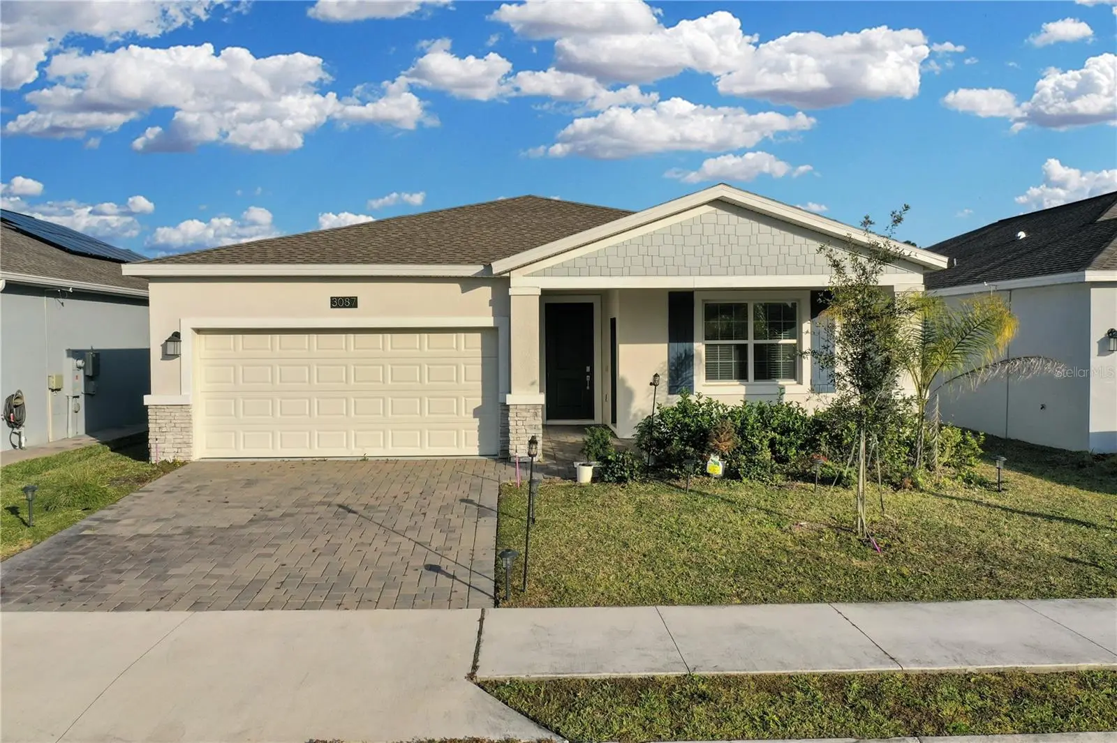 3087 Camden Way, FL
