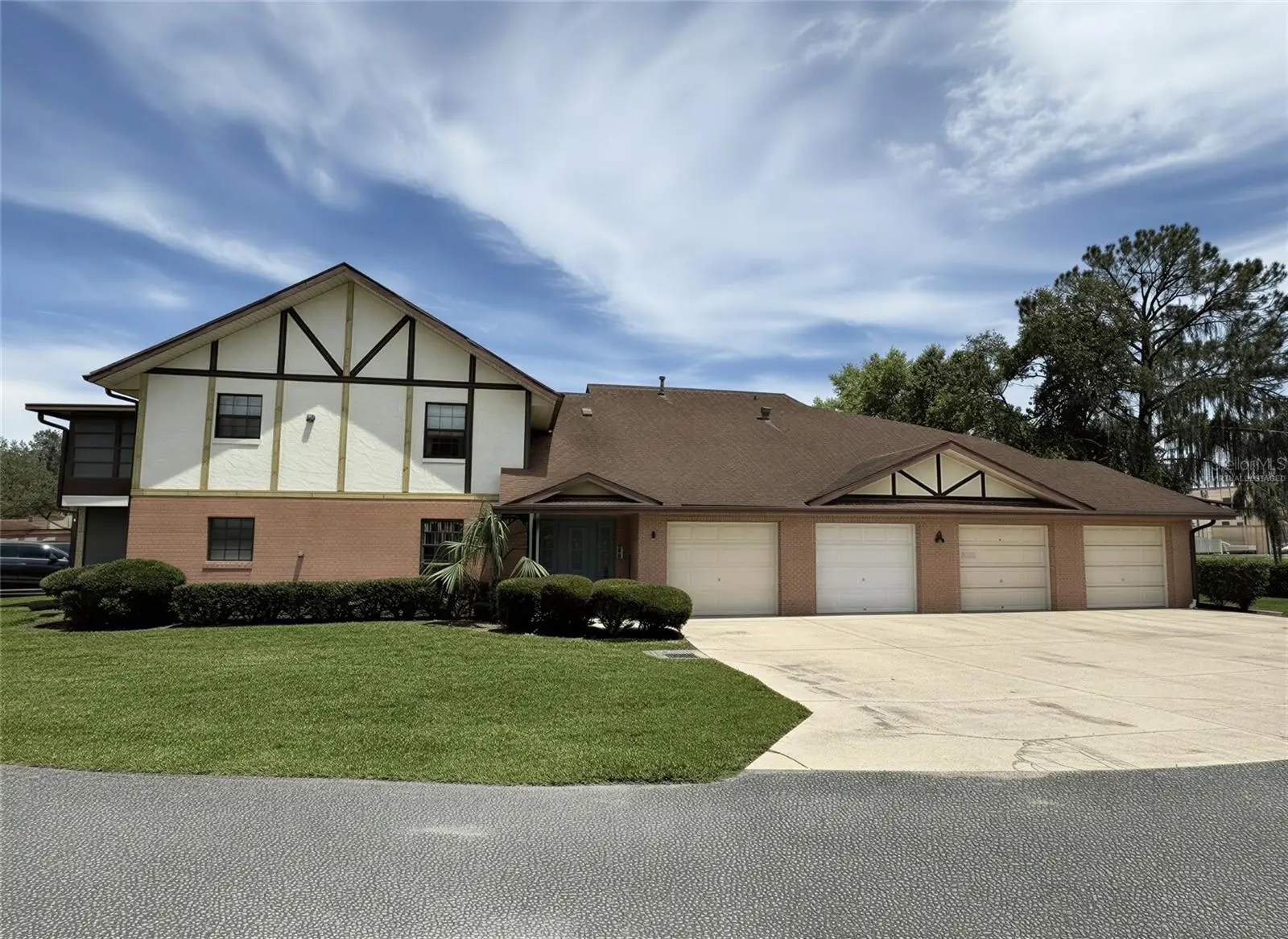 100 Oak Terrace Drive, FL