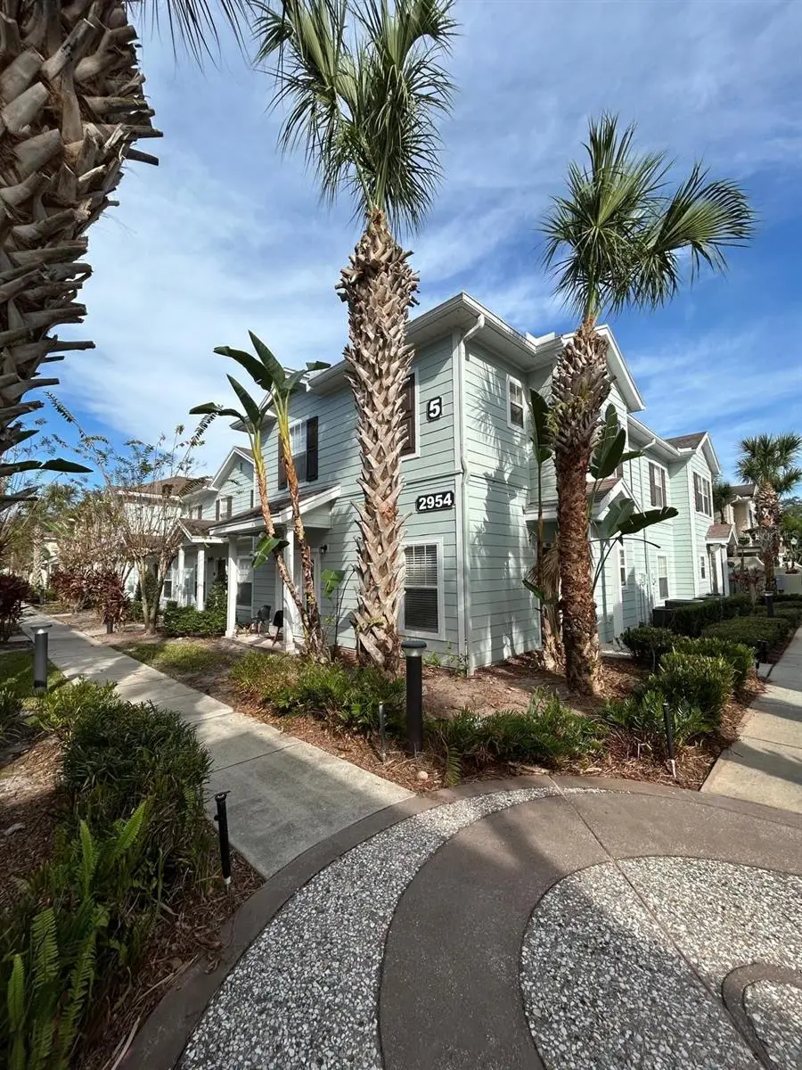 2954 Lucayan Harbour Circle, FL