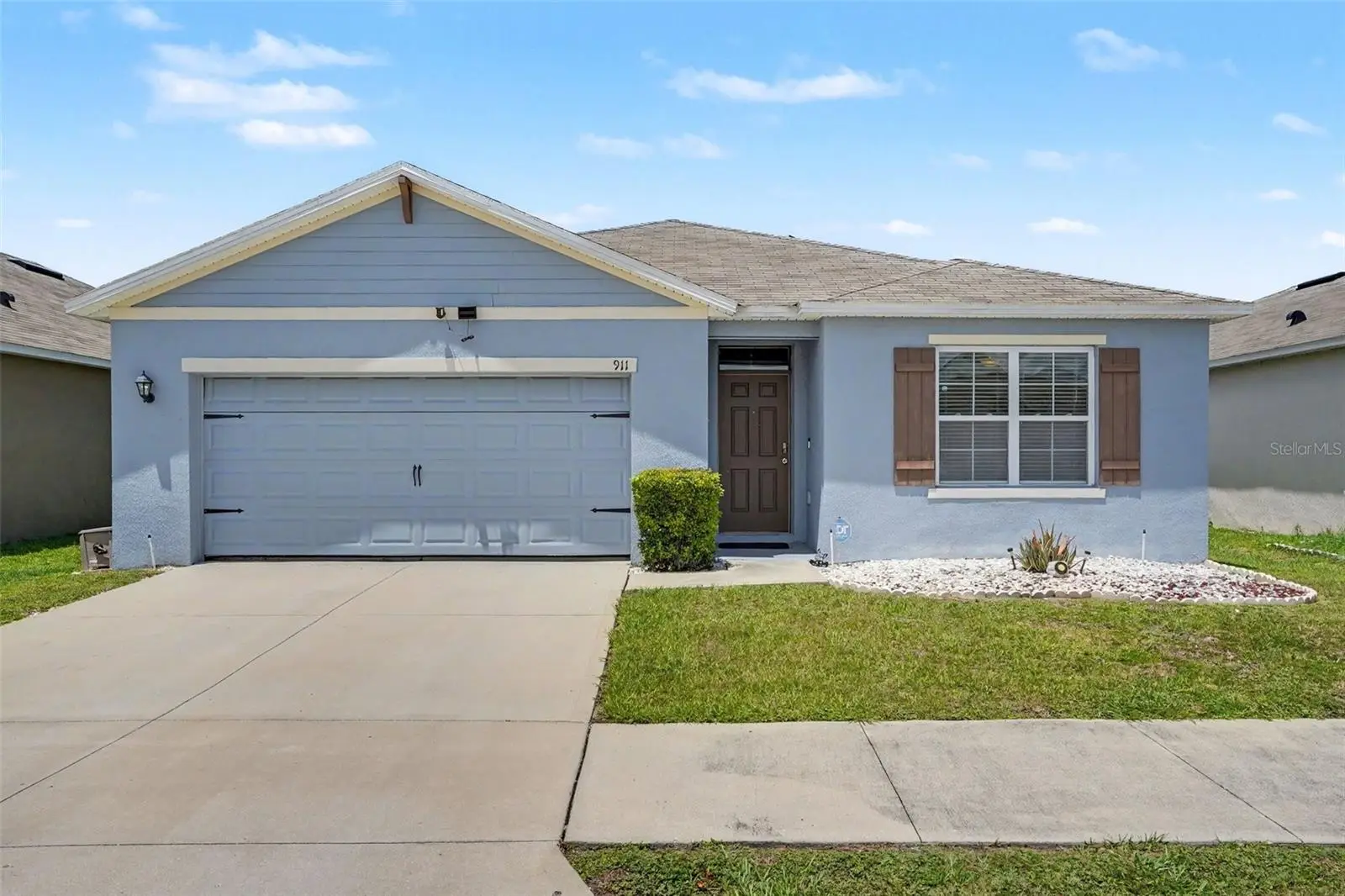 911 Waterville Dr, FL