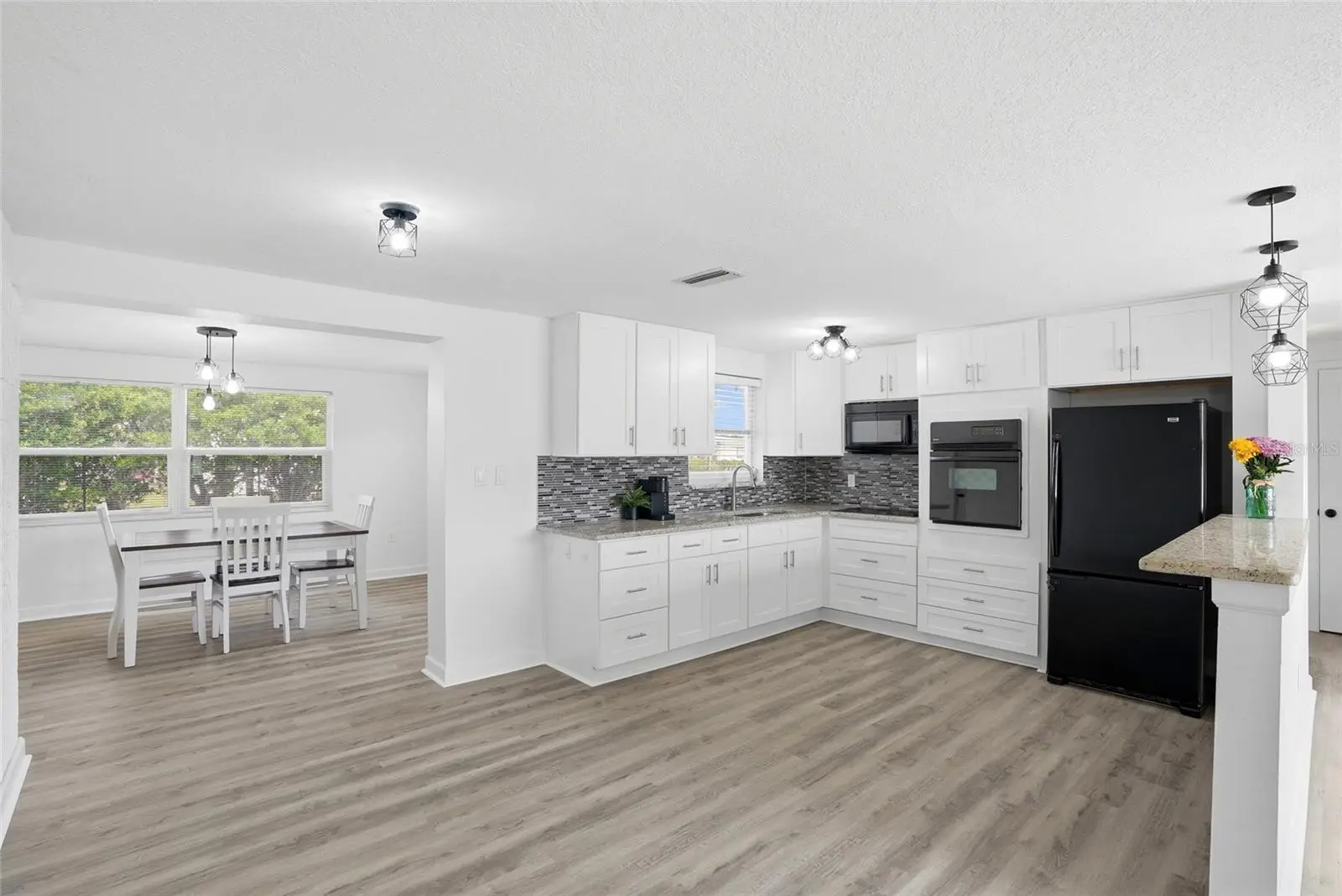 10737 Fillmore Avenue, FL