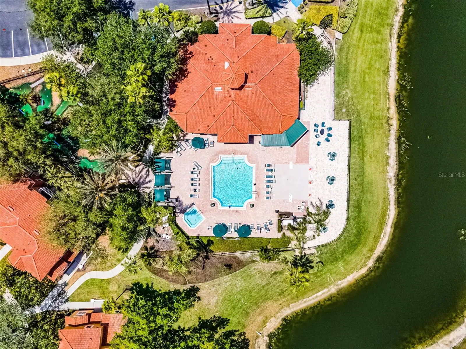 2694 La Isla Court, FL