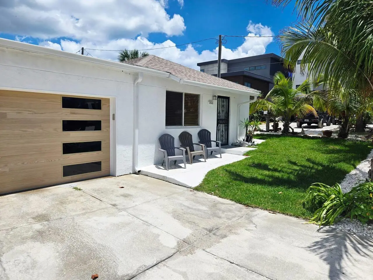 906 11th Avenue, FL