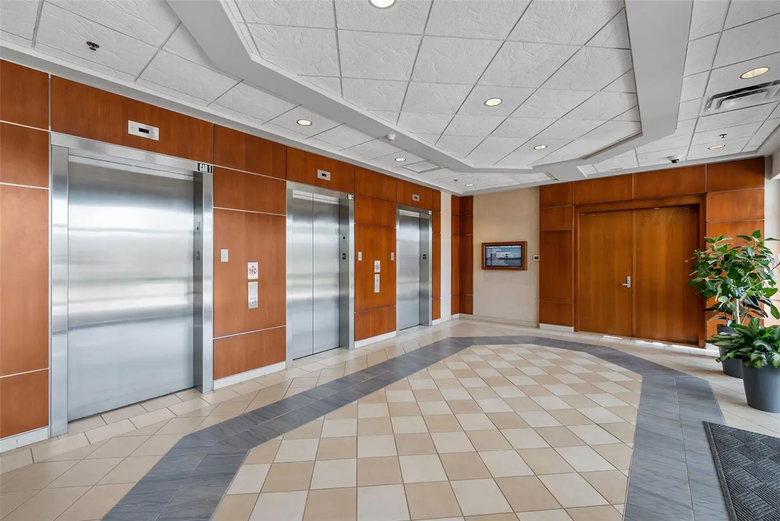 5550 Executive Drive, FL