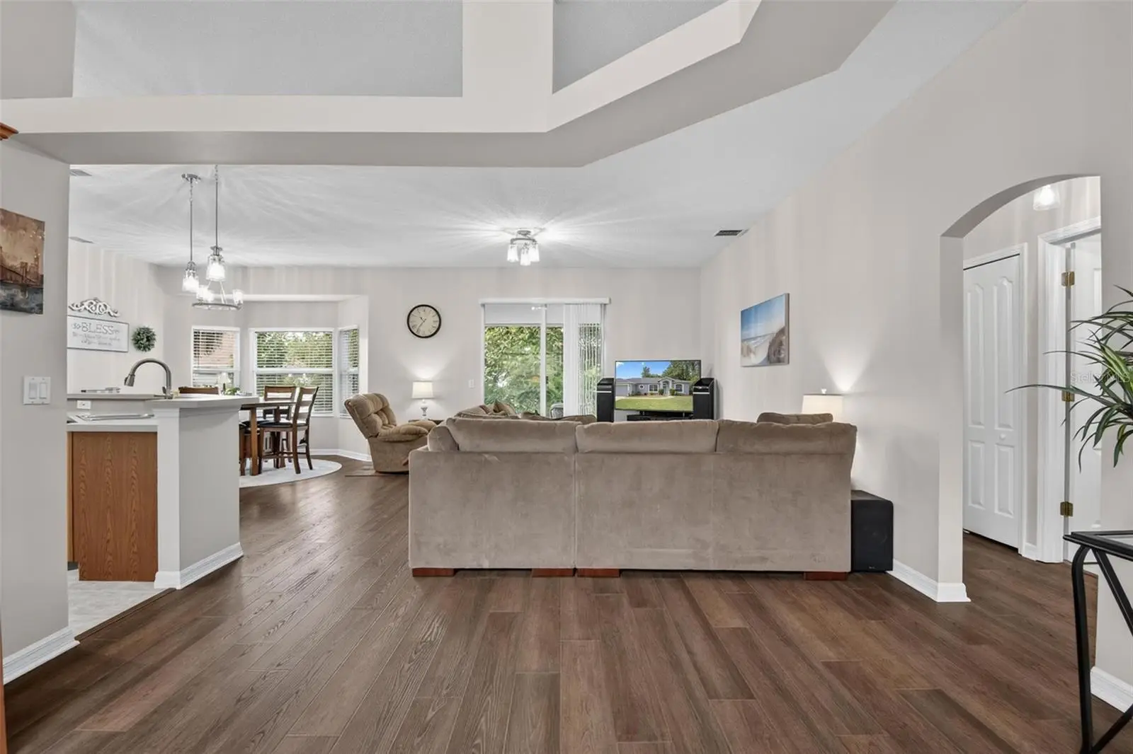 29 Ethan Allen Drive, FL