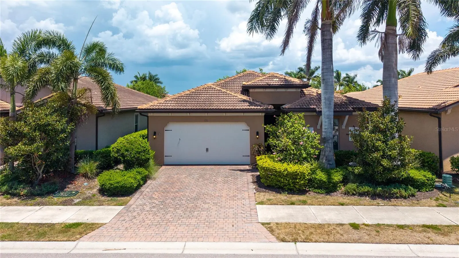 120 Ventosa Place, FL