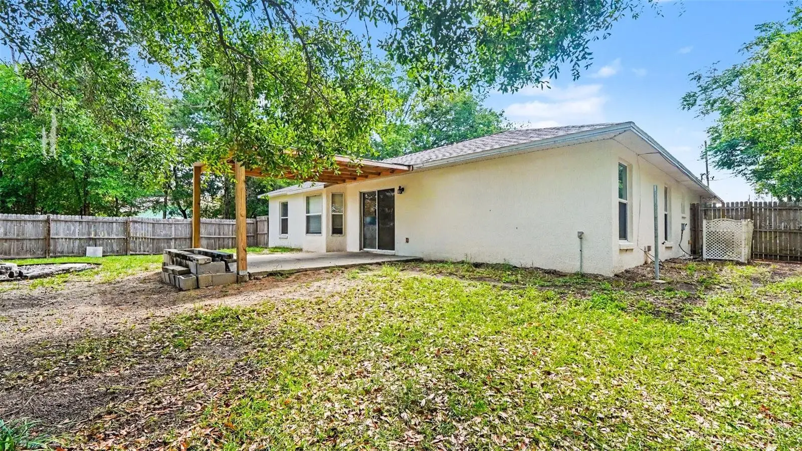 56 Hemlock Radial, FL