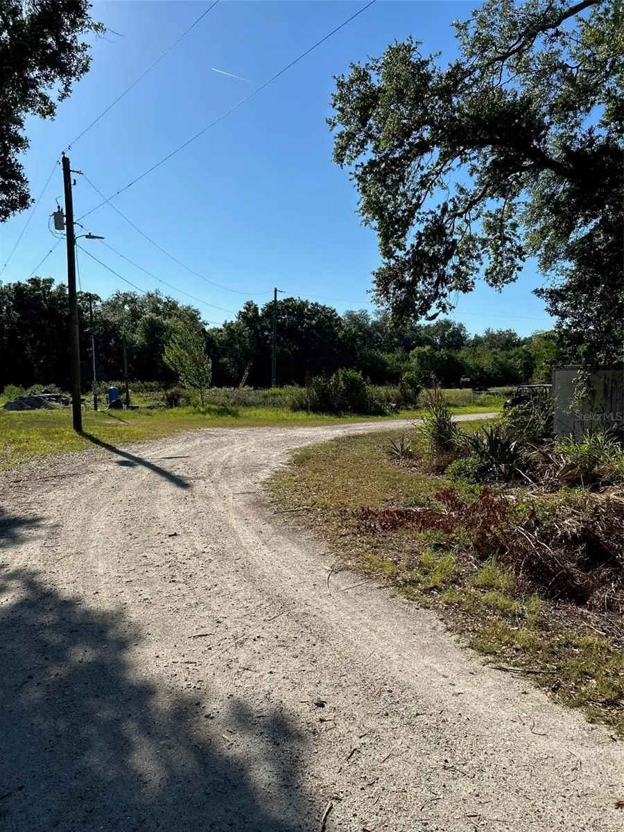 910 1010 & 1016 3rd Ave Se Avenue, FL