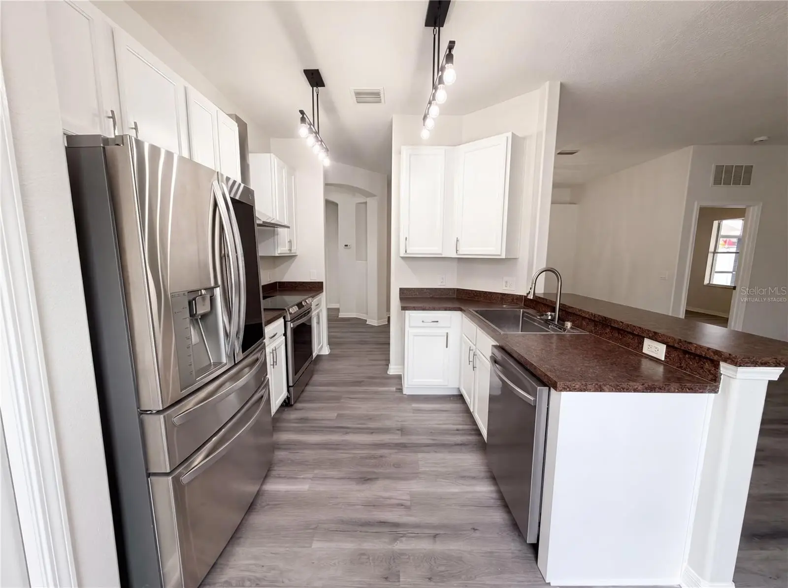 3408 Grove Blossom Lane, FL