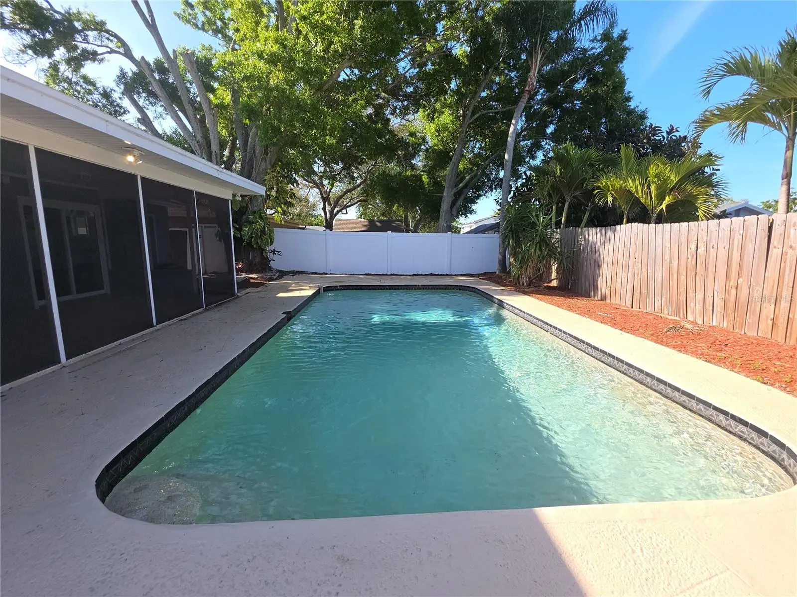 8990 123rd Way, FL