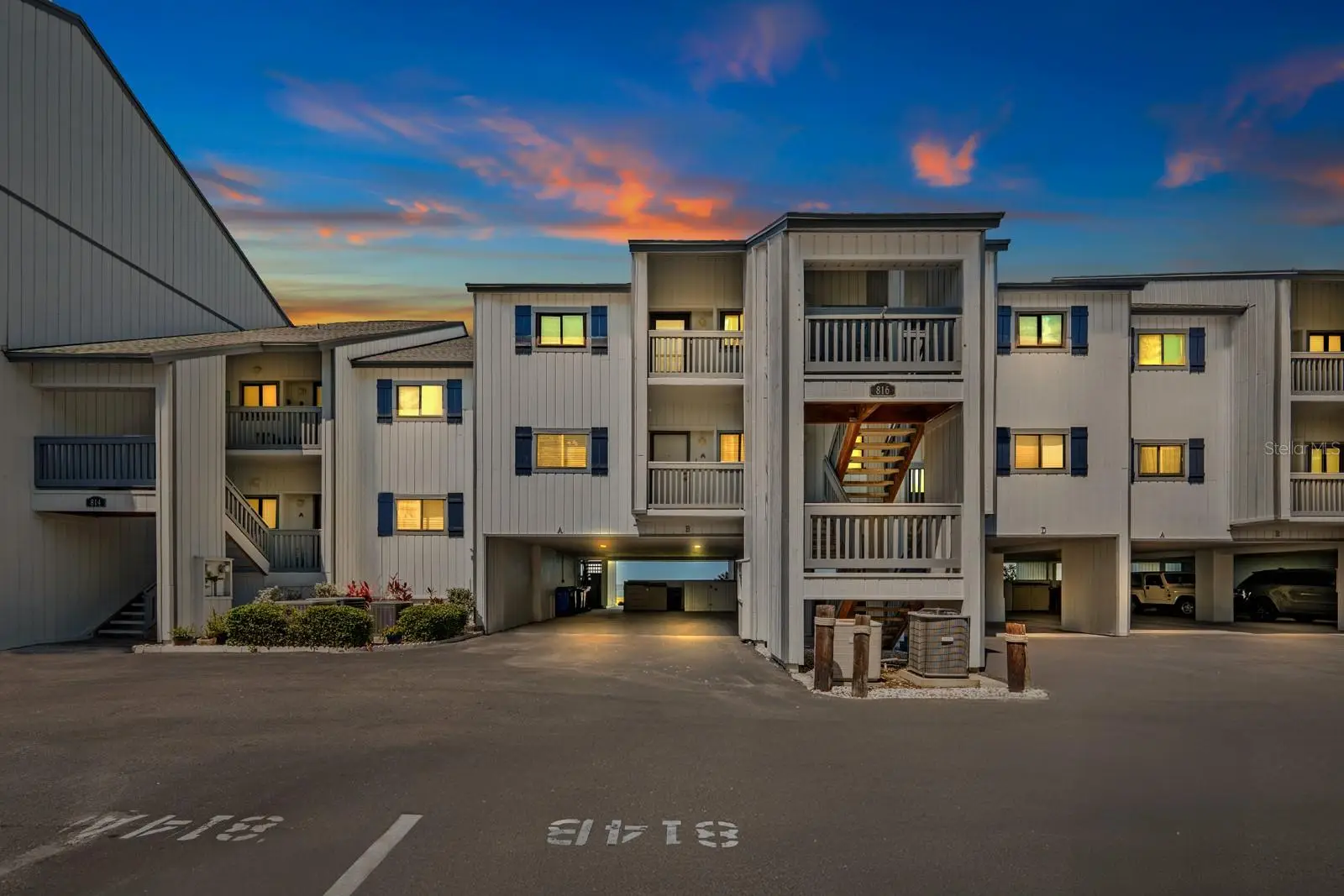 816 Bahia Del Sol Drive, FL