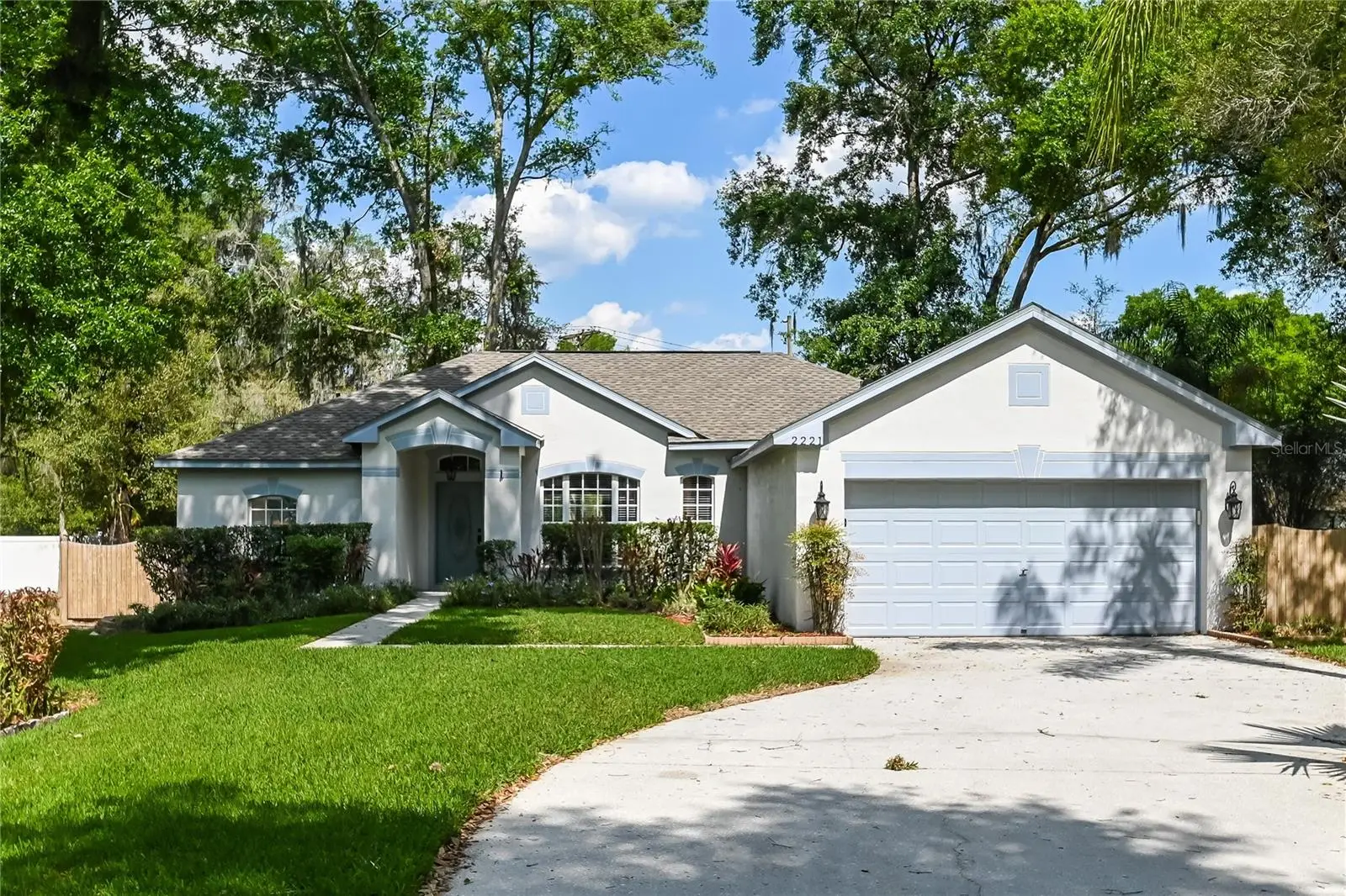 2221 Mountain Meadow Way, FL