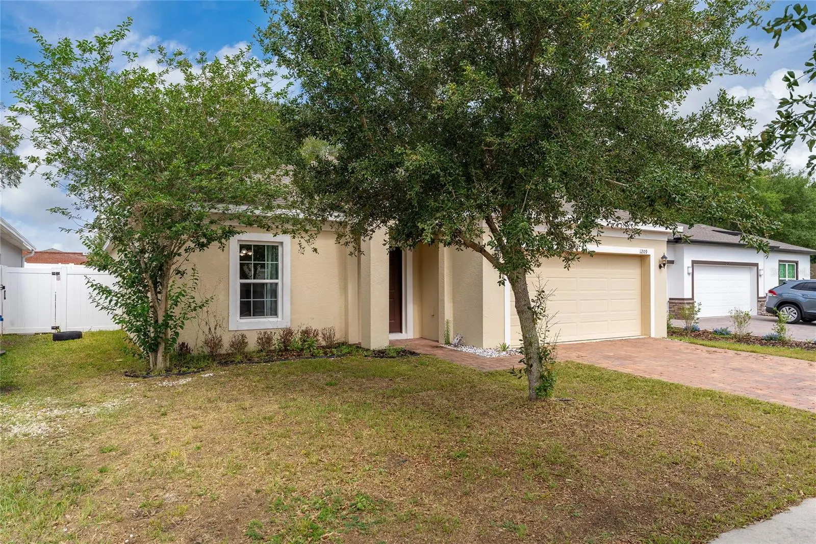 1209 Stratton Avenue, FL