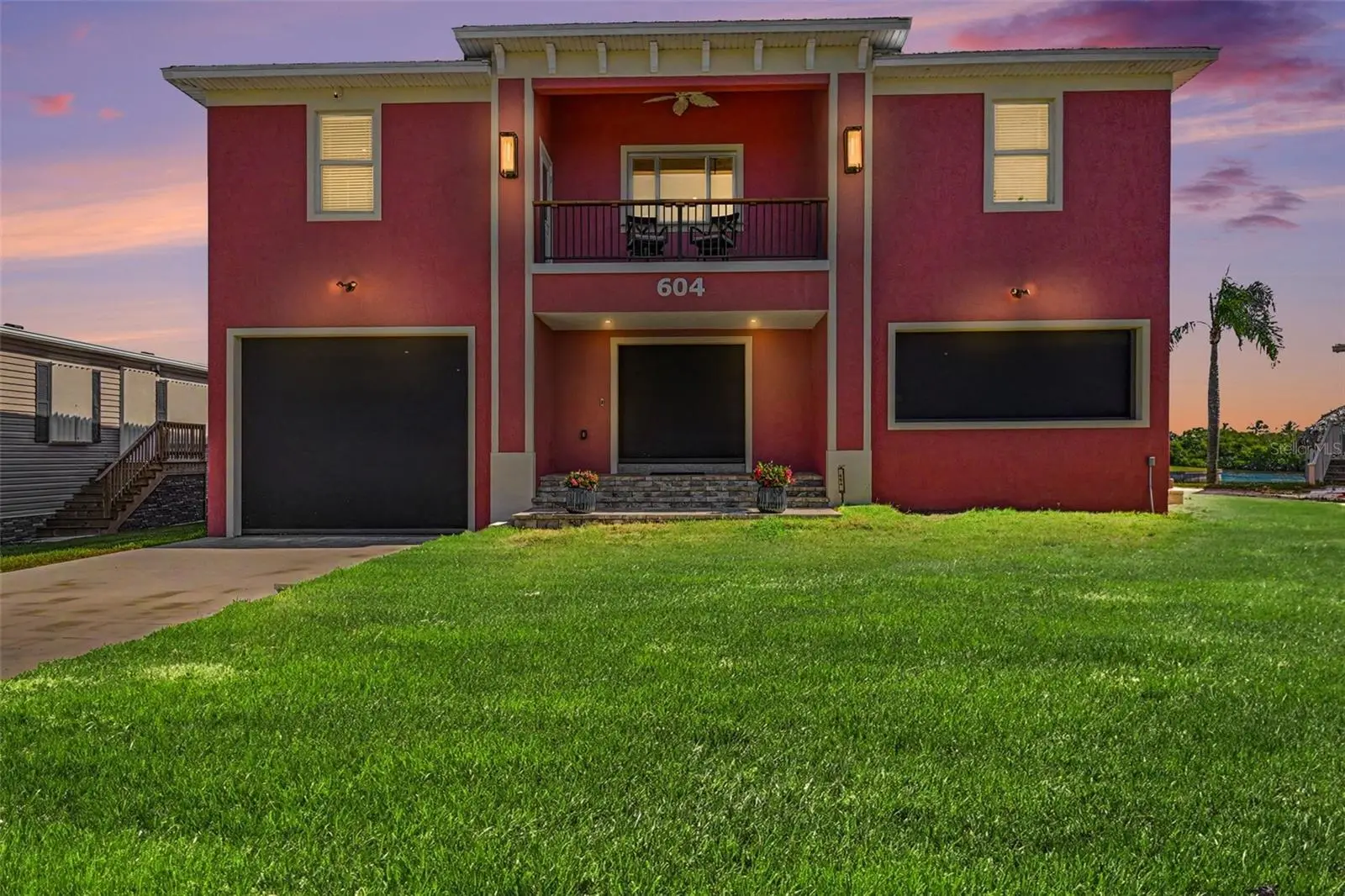 604 Tahiti Court, FL