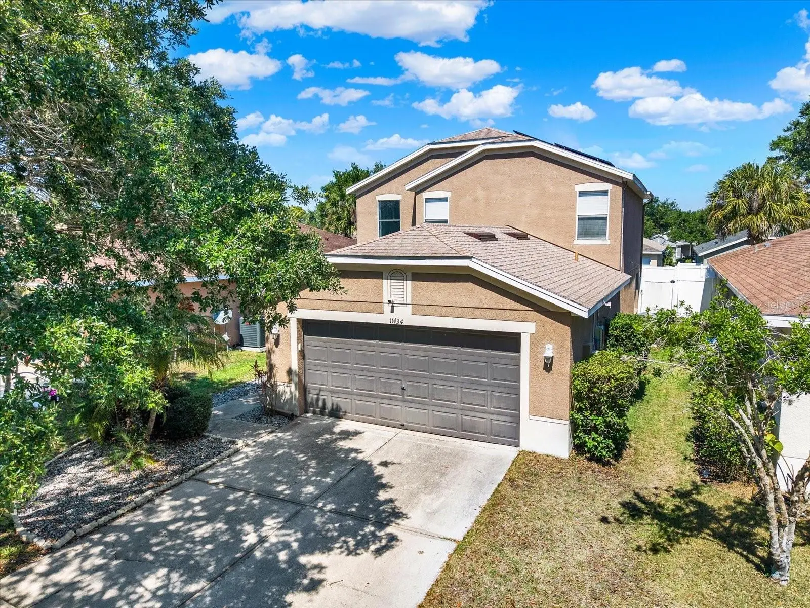 11434 Crestlake Village Drive, FL