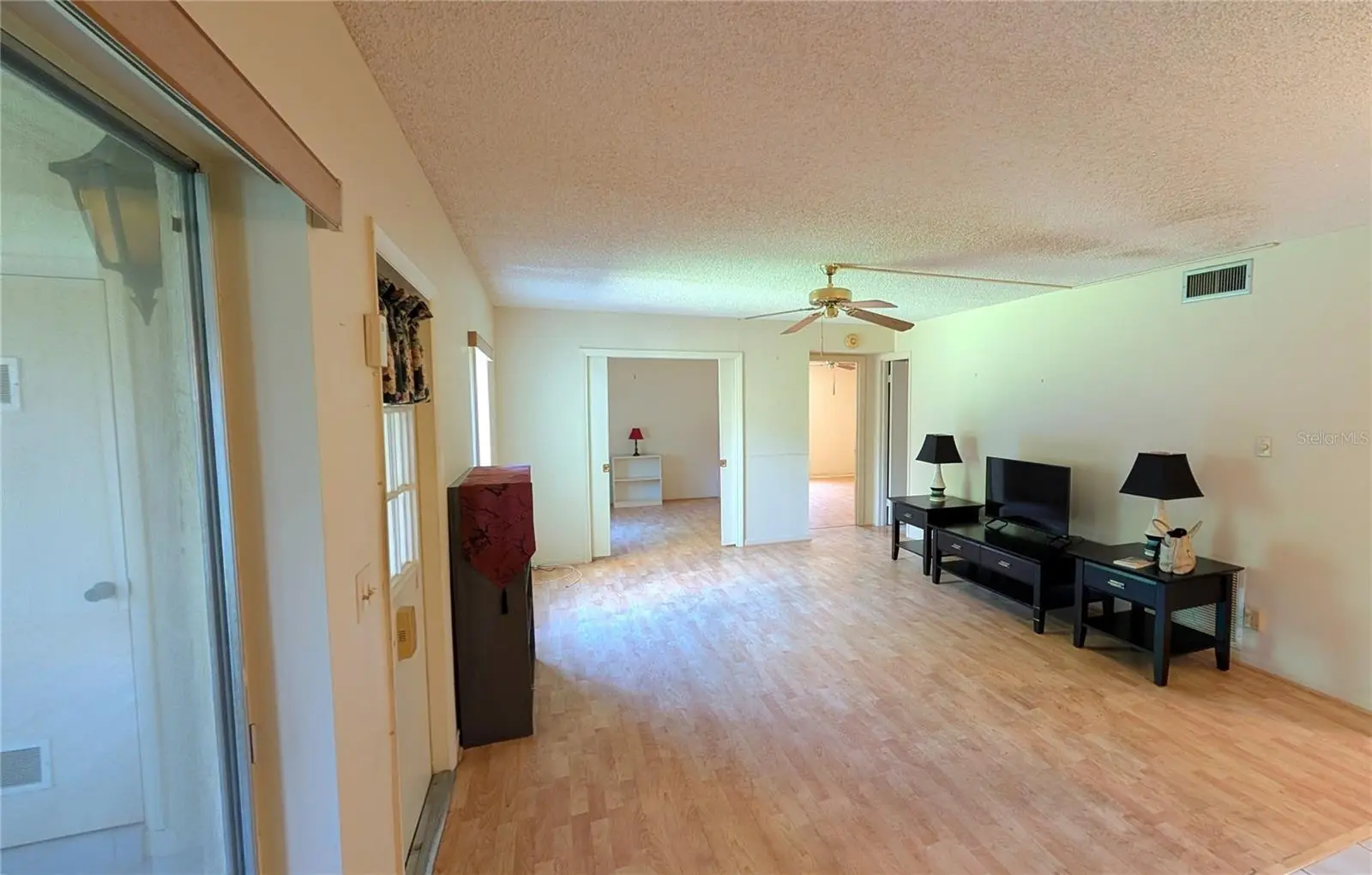 328 Pine Ridge Circle, FL