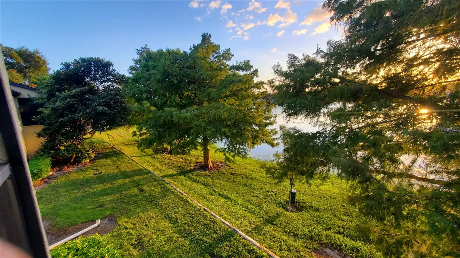 912 Lake Destiny Road, FL
