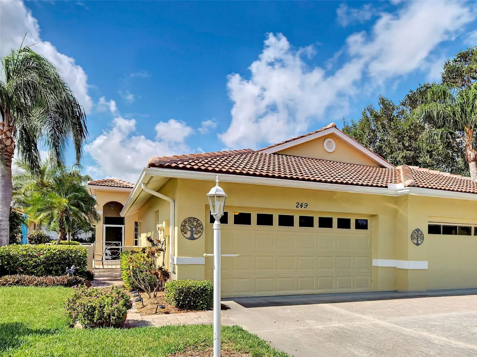 249 Vista Del Lago Way, FL