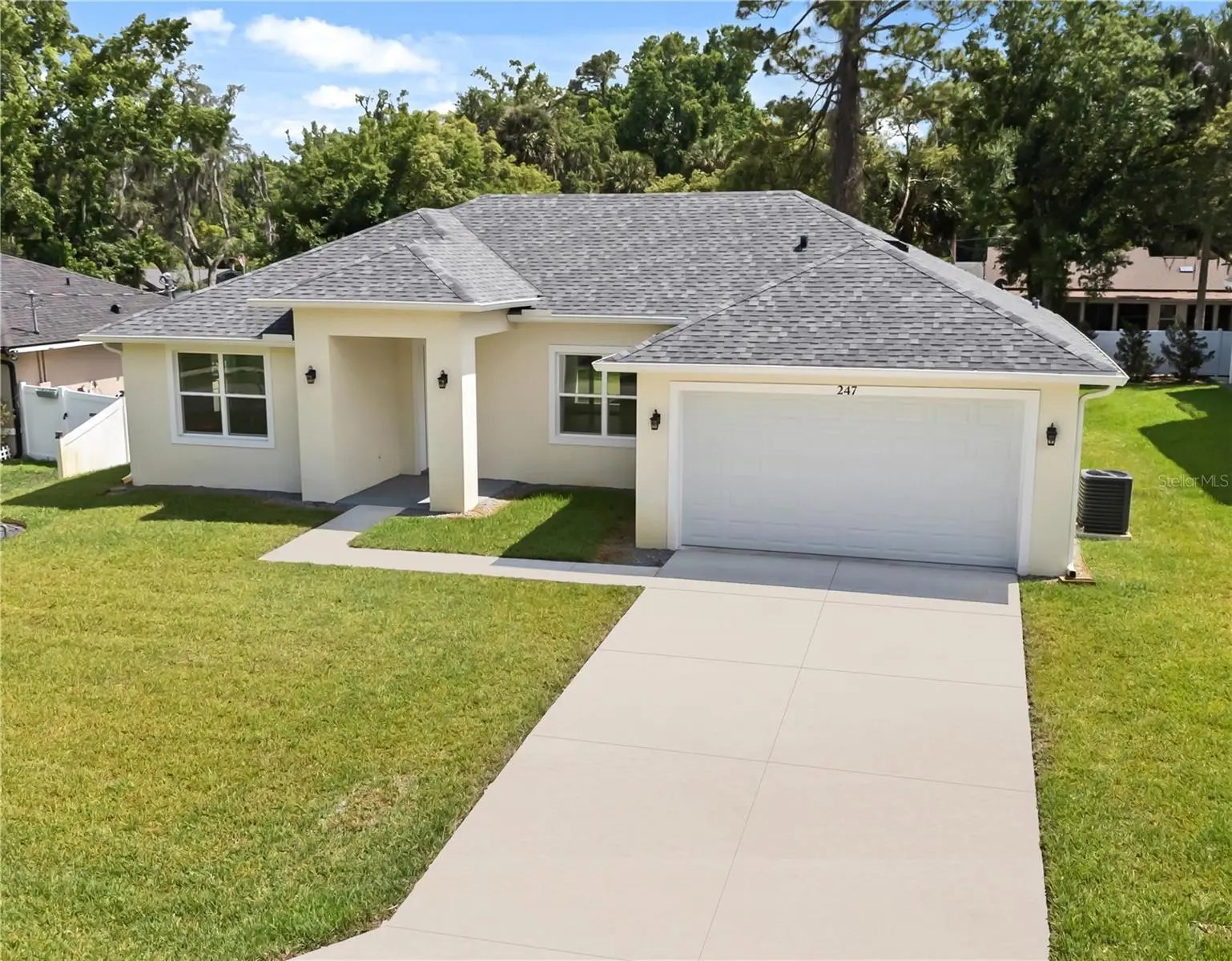 247 Debary Dr, FL