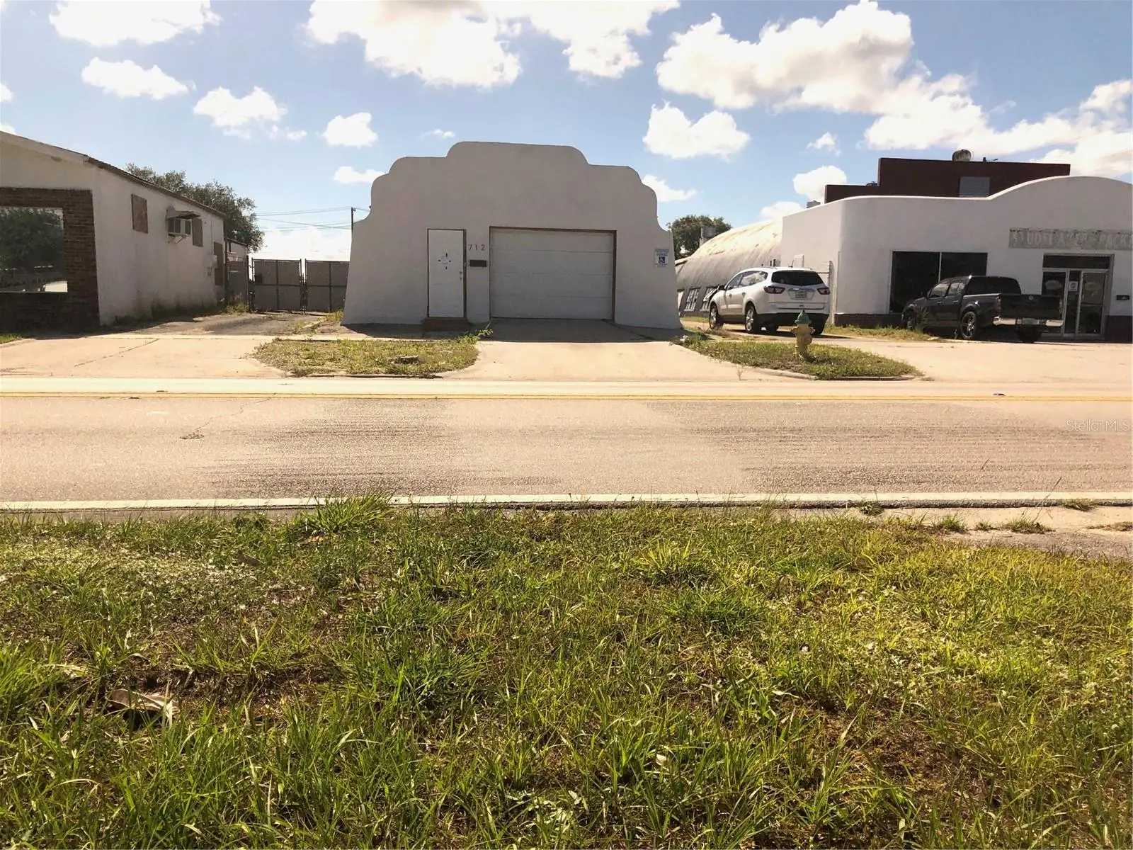 712 Ridgewood Drive, FL