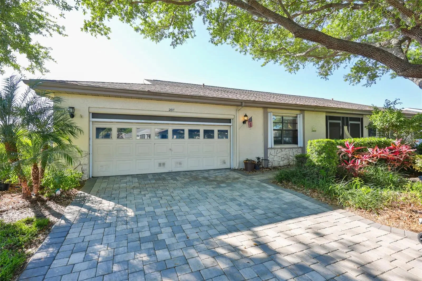 2611 Lancaster Drive, FL