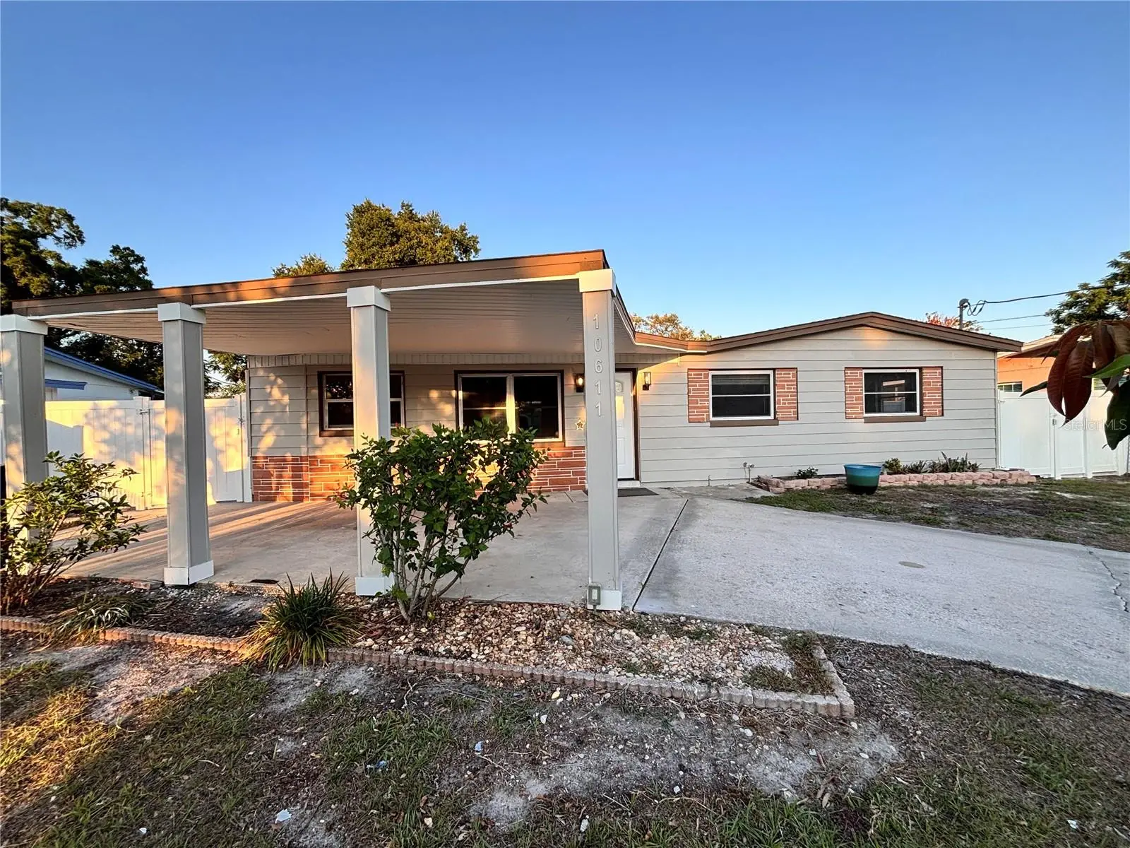 10611 Altman Street, FL
