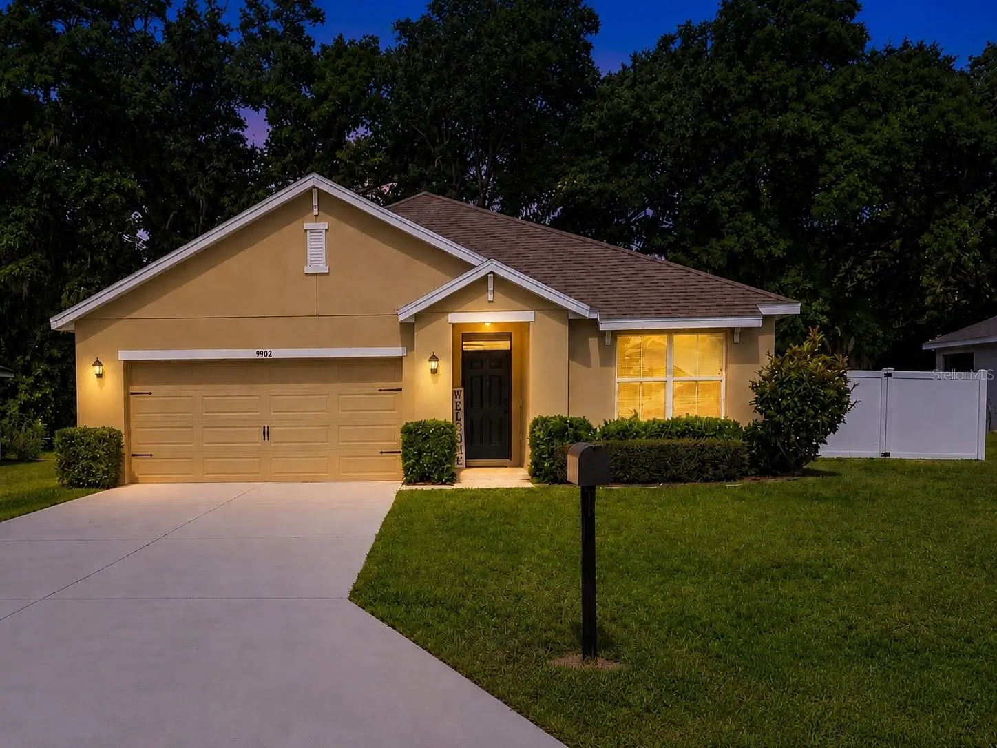 9902 37th Terrace, FL