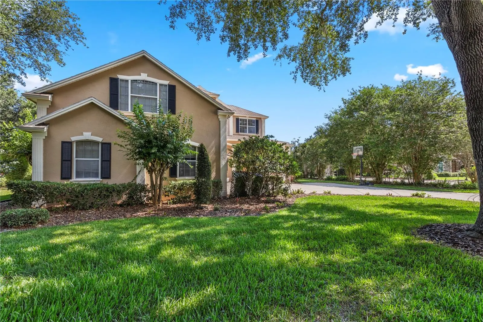 9527 Queensbury Court, FL