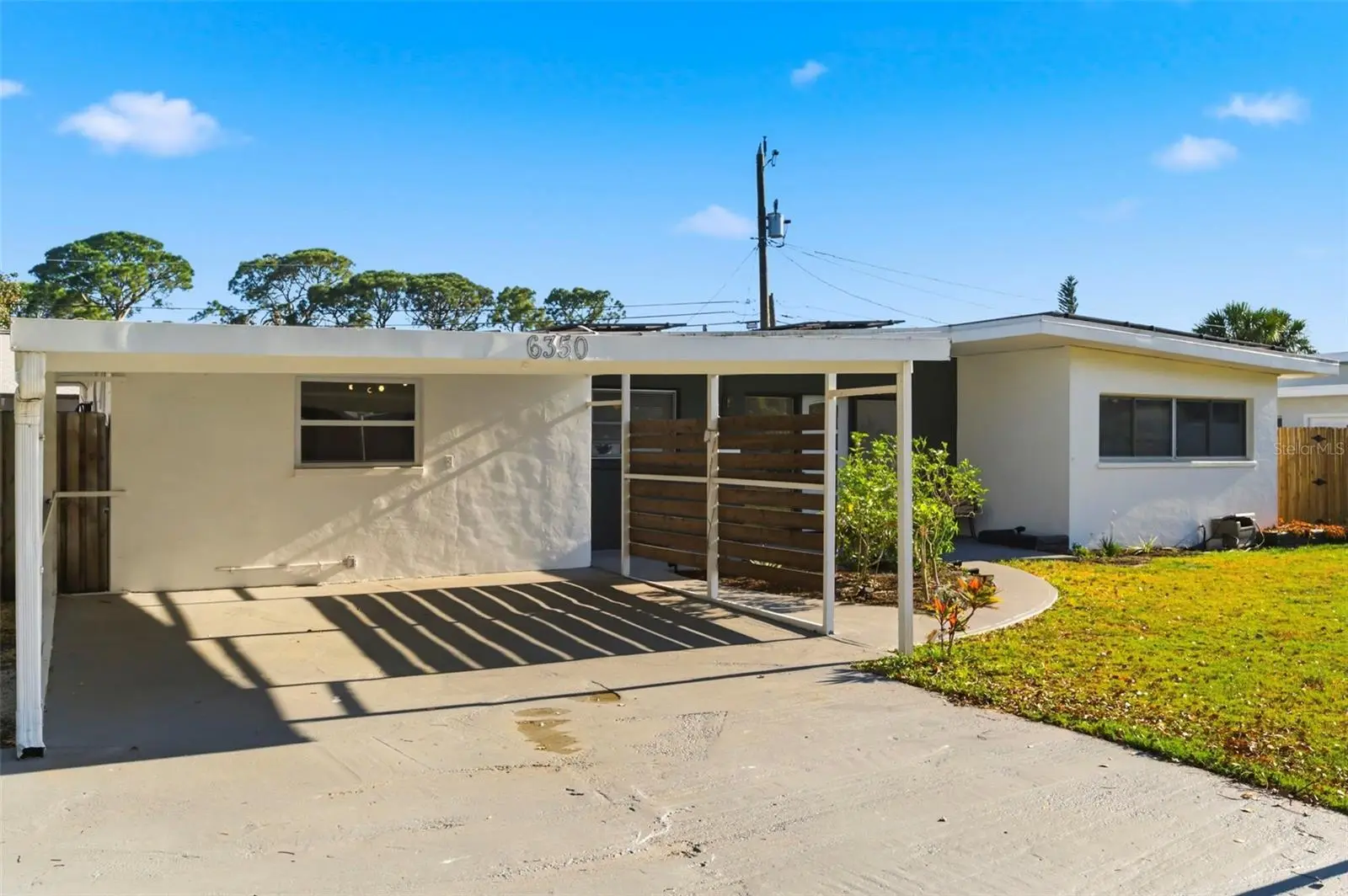 6350 Hampton Drive N, FL