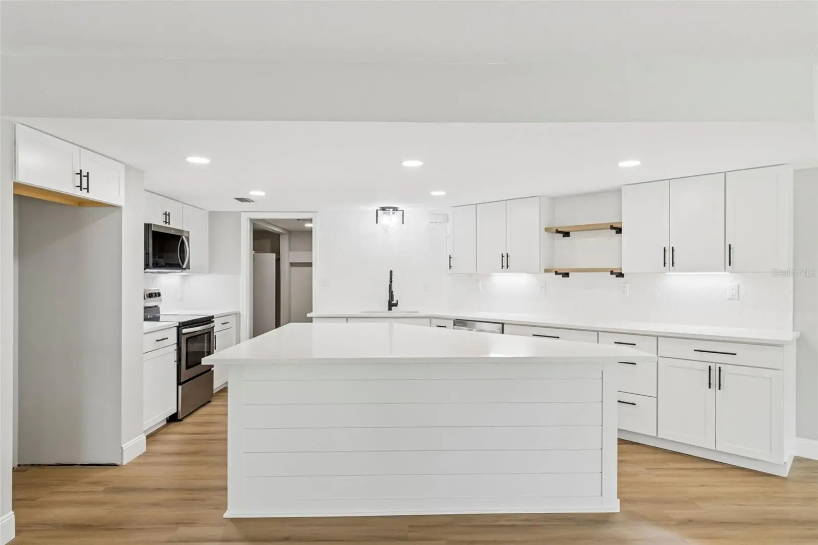 2533 Dolly Bay Drive, FL