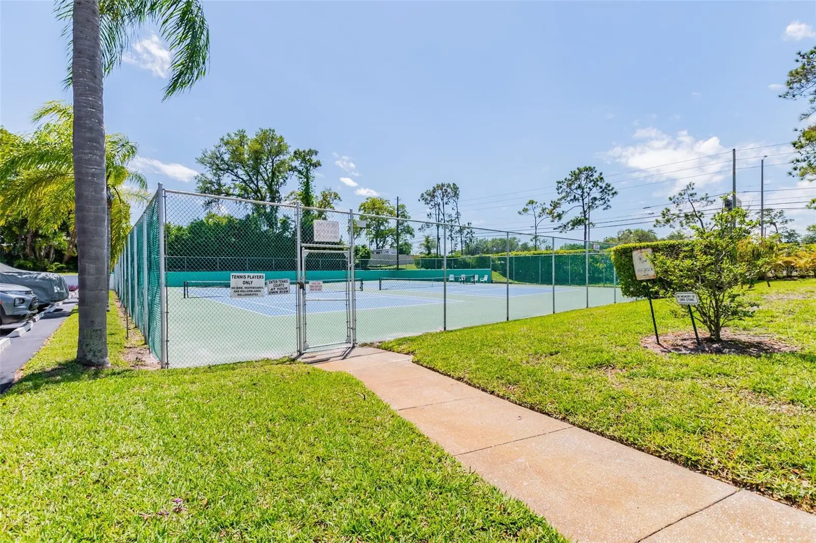 2533 Dolly Bay Drive, FL