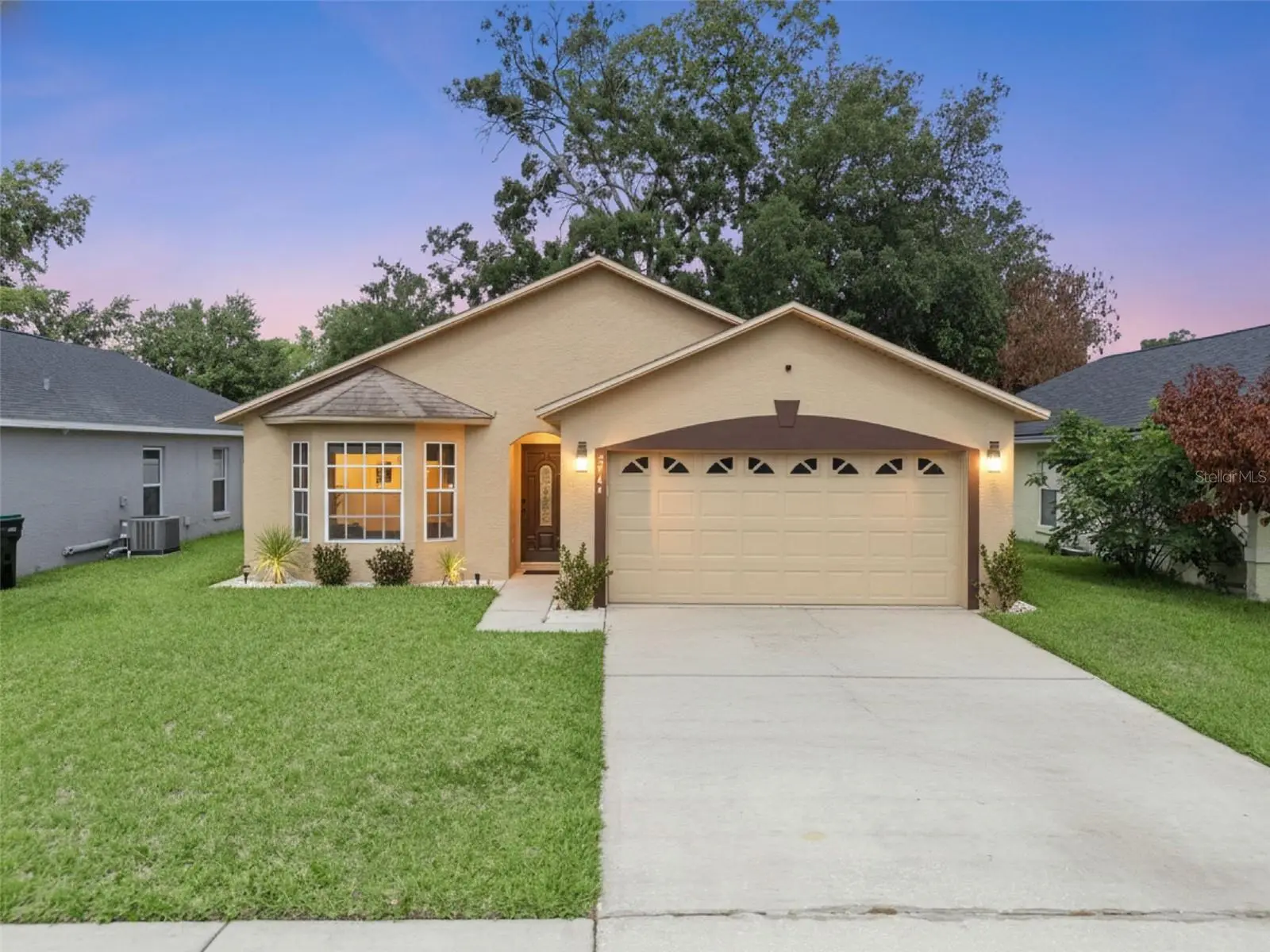 2744 Palm Isle Way, FL
