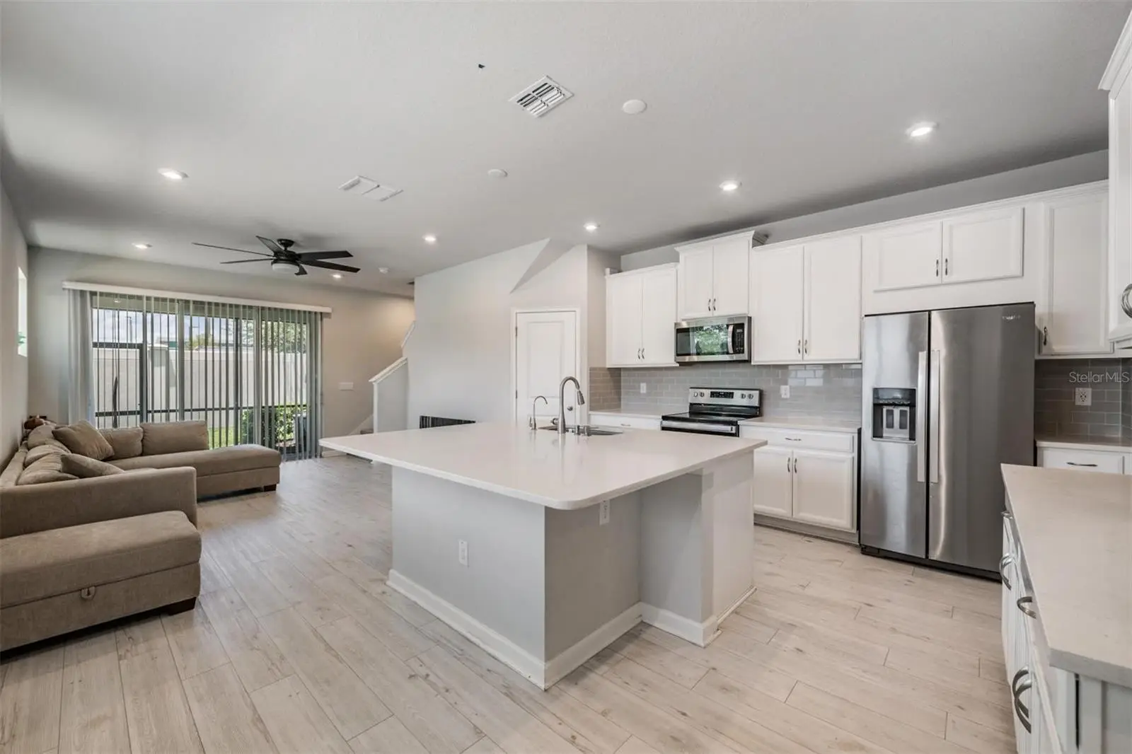 19153 Elsimont Isle, FL