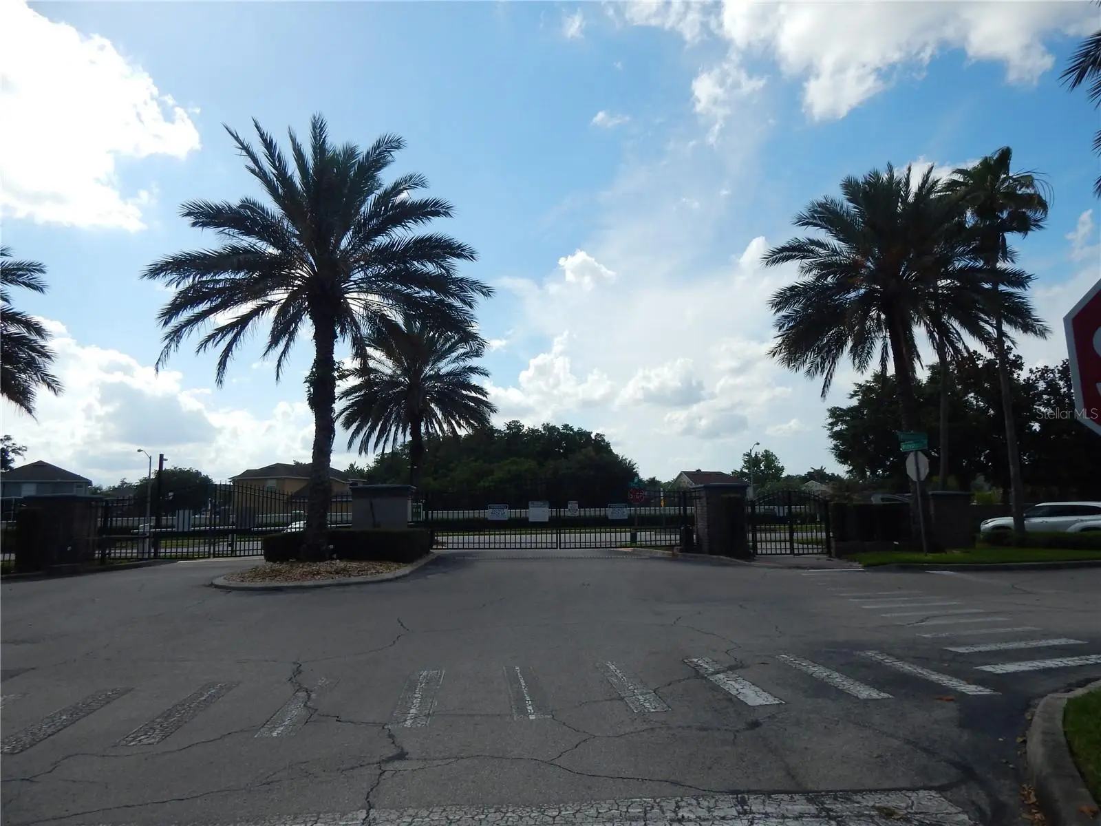 3300 Whitestone Circle, FL
