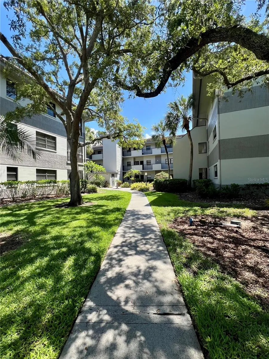 2650 Countryside Boulevard, FL