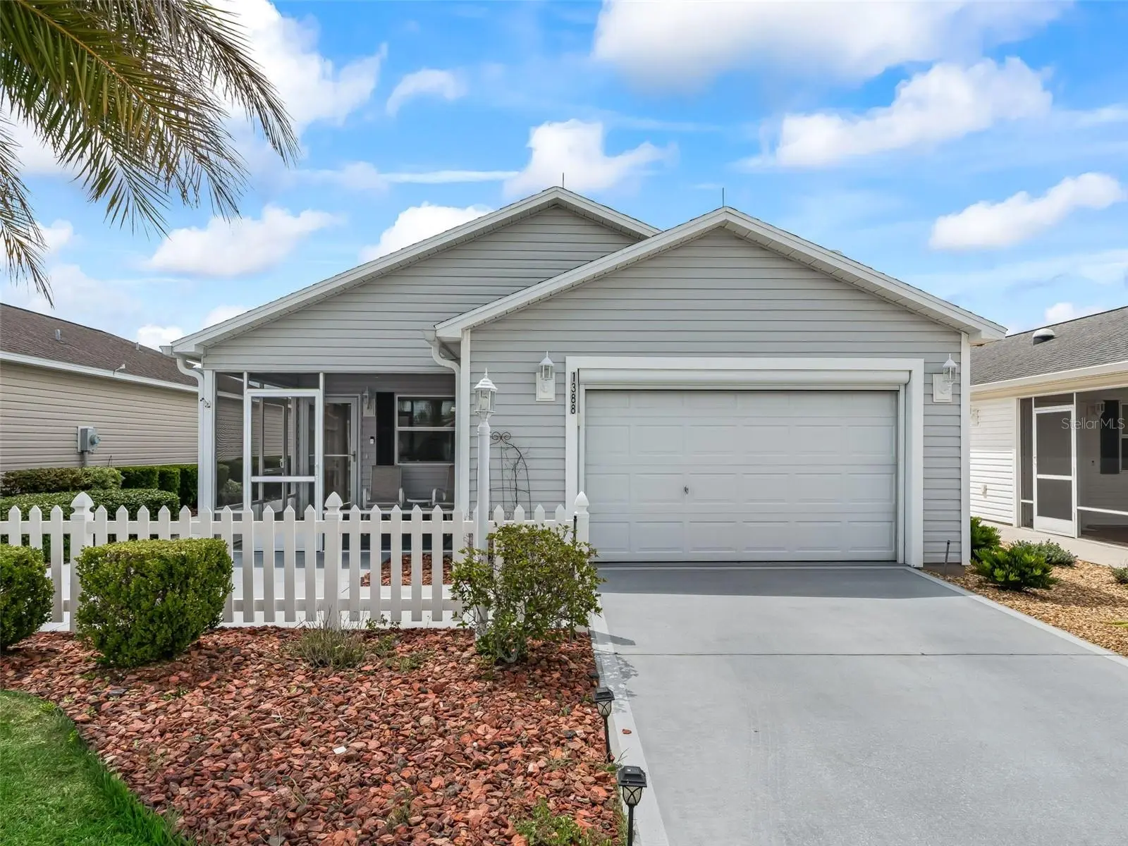 1388 Viola Court, FL