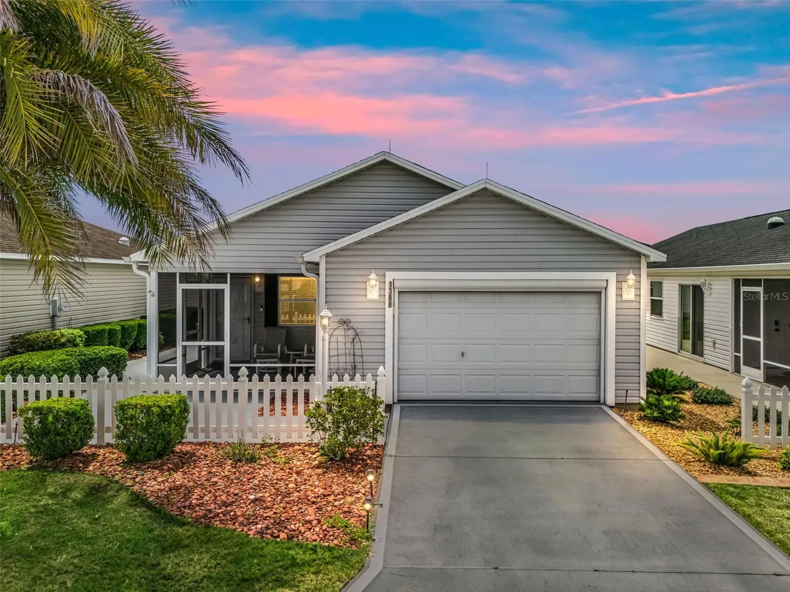 1388 Viola Court, FL