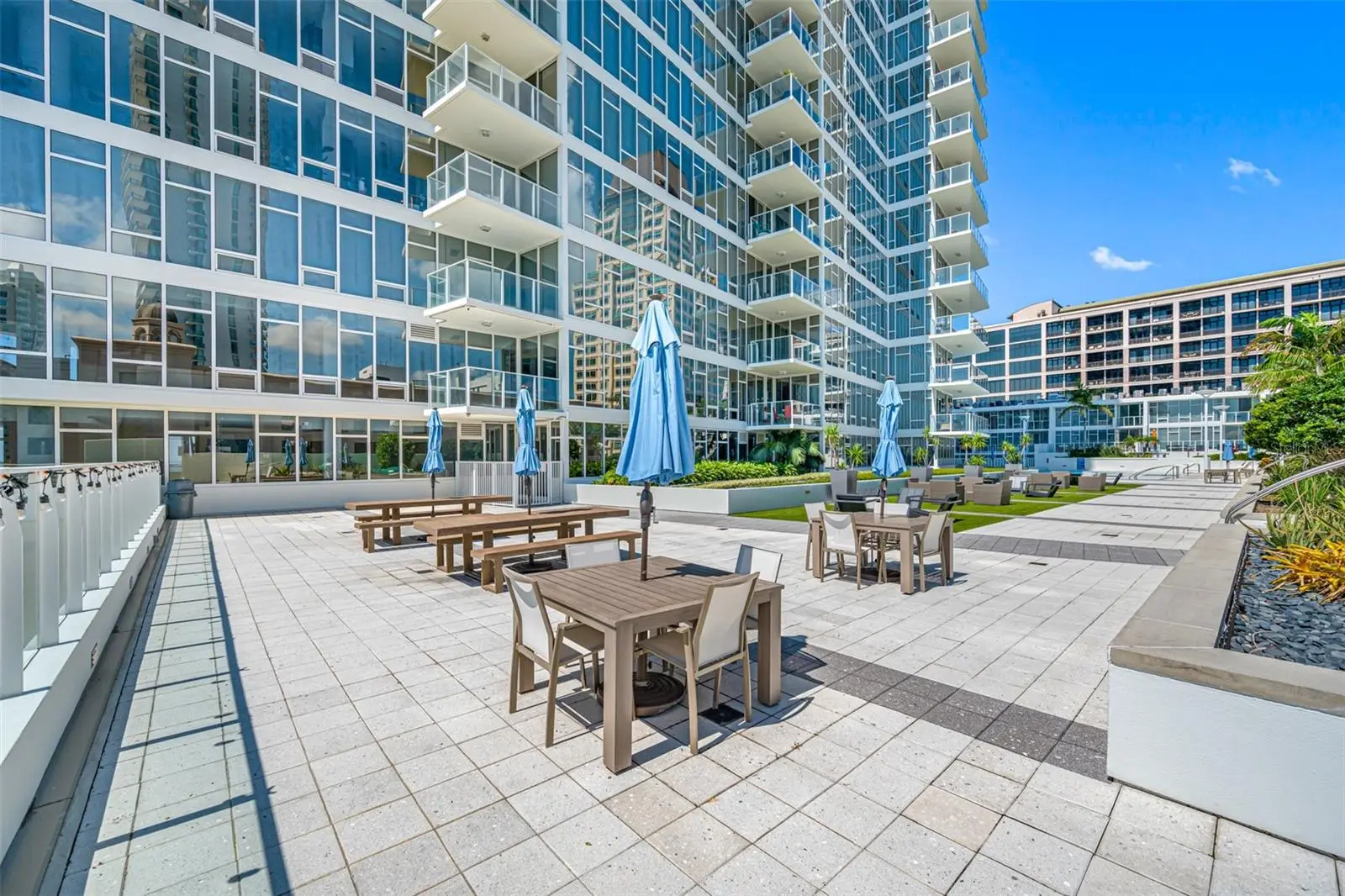 175 1st Street, FL