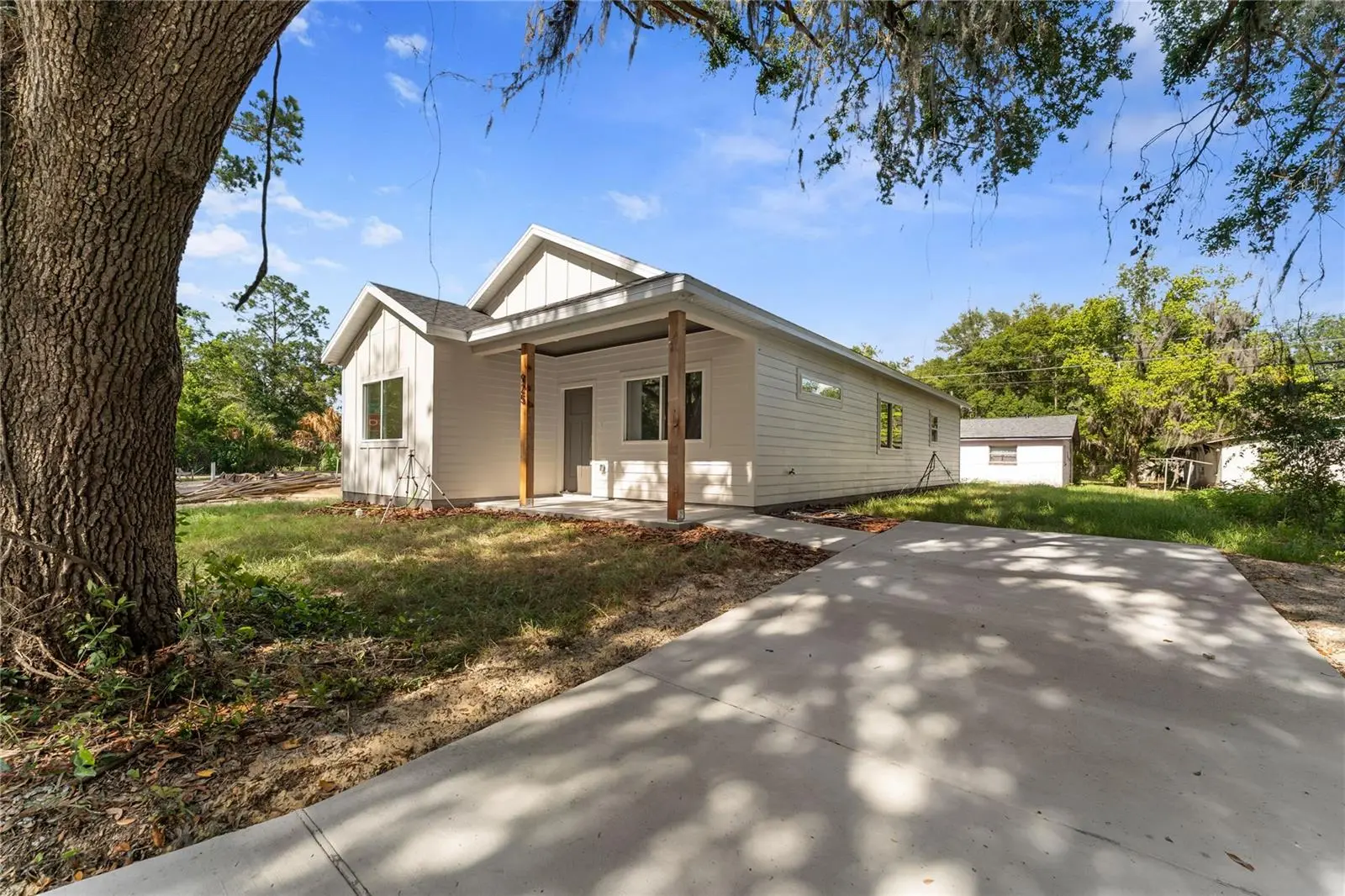 925 17th Drive, FL