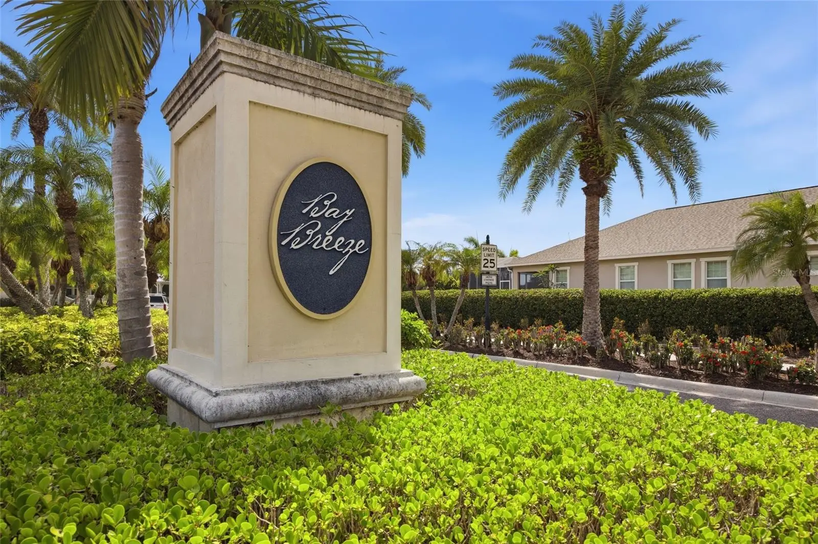 725 Winterside Drive, FL