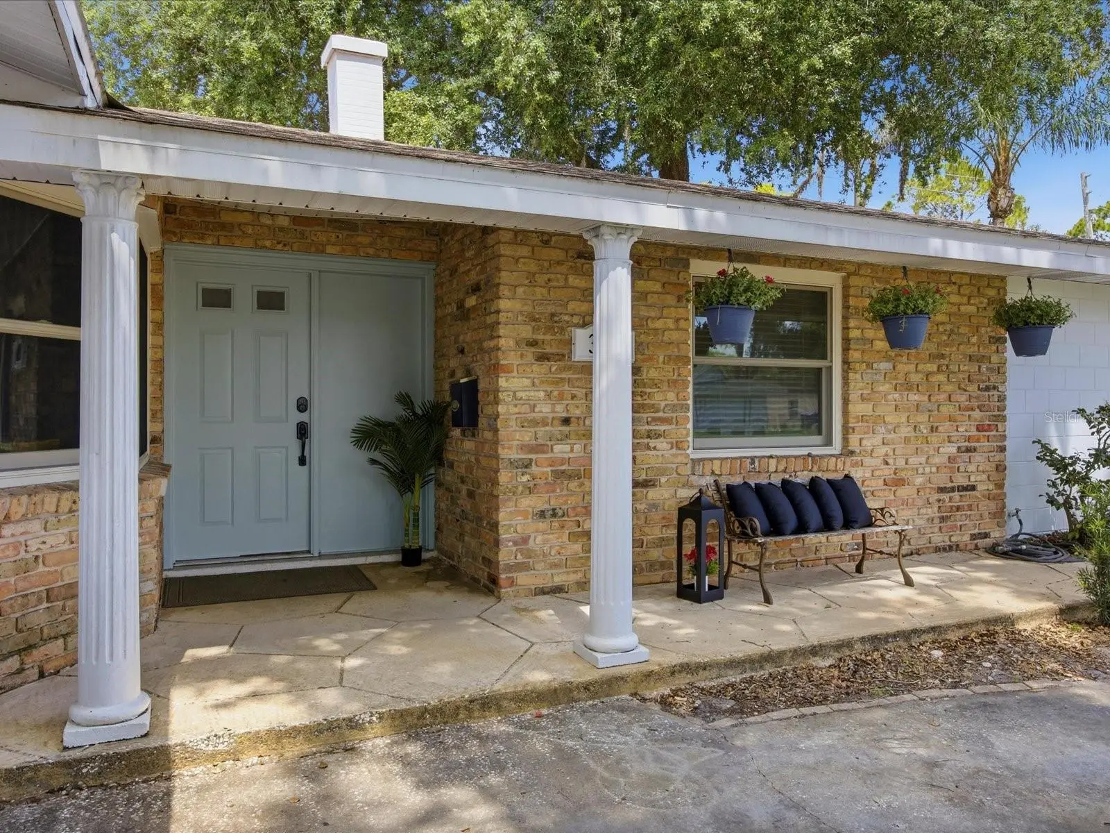 333 Cornwall Road, FL