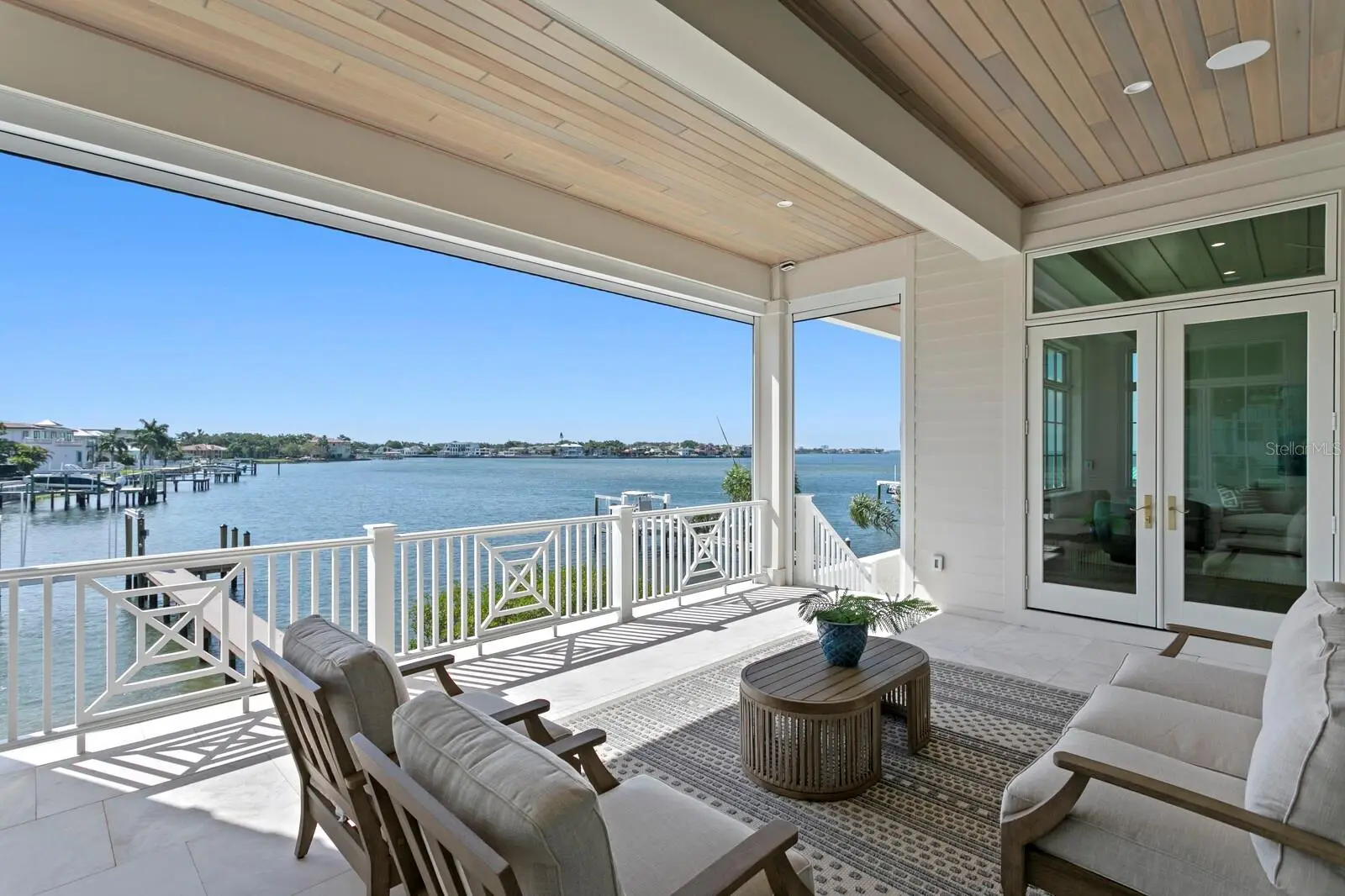 16 Sandpiper Road, FL