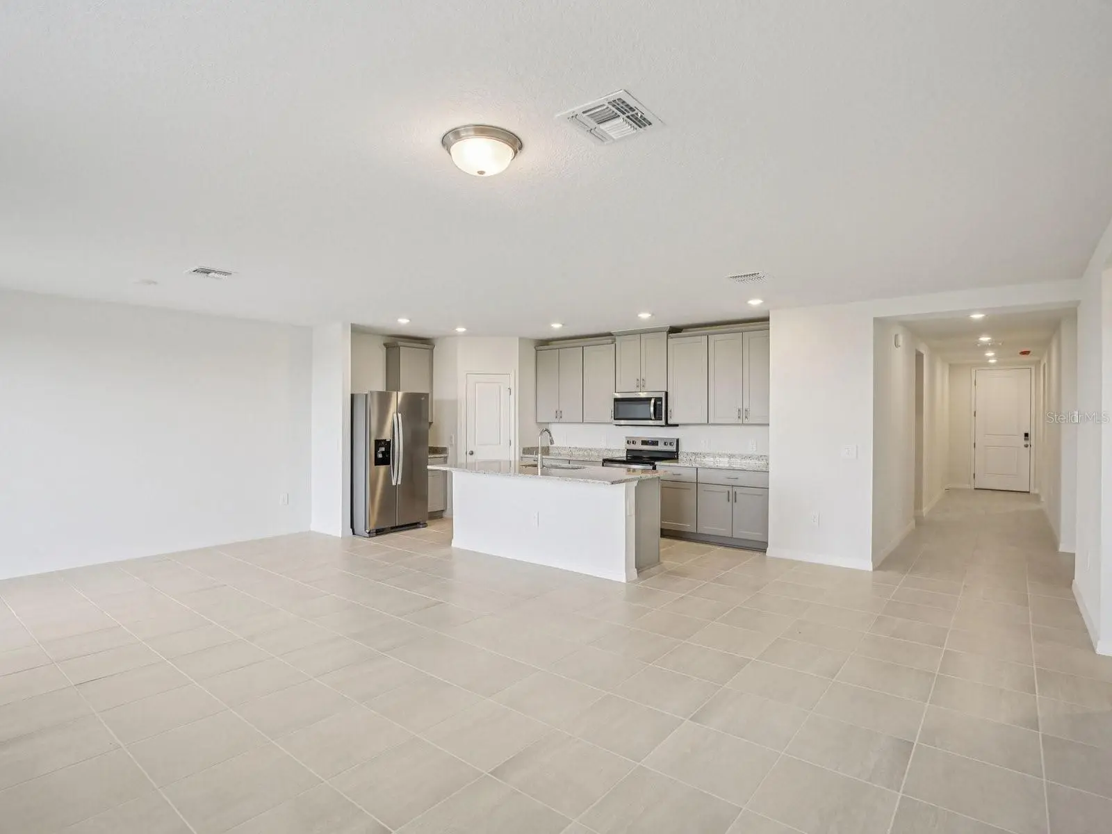 823 Sunshower Drive, FL